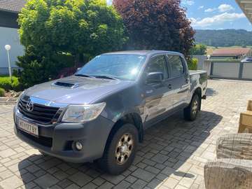 Hilux DK Country 4x4 2,5 D-4D 145 Country