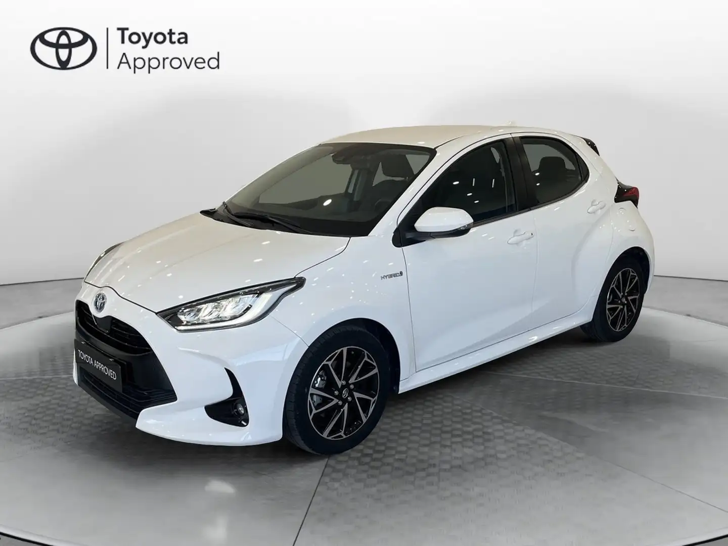 Toyota Yaris 1.5 Hybrid 5 porte Trend Bianco - 1