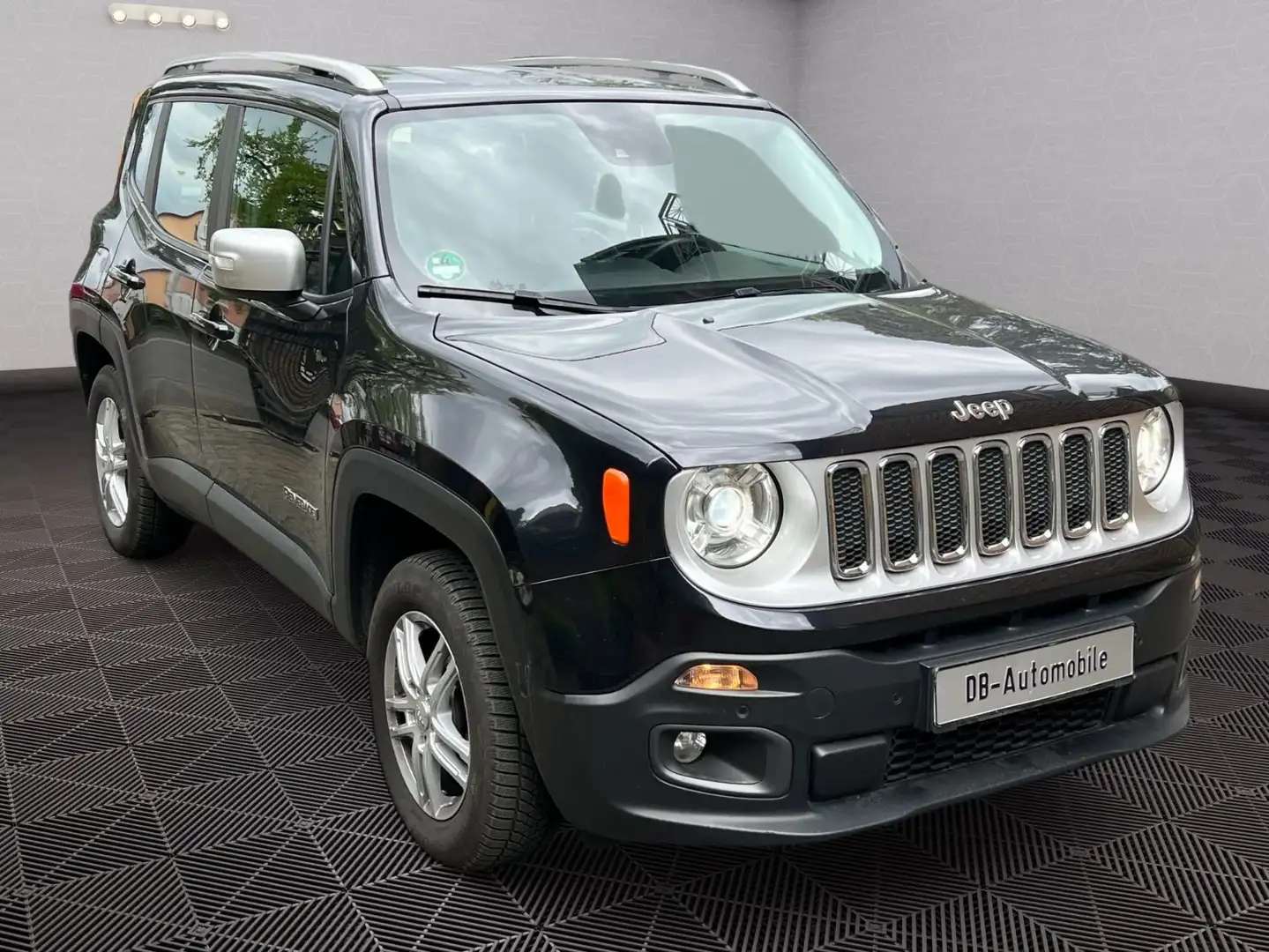 Jeep Renegade Limited Adventure Edition 4WD,RFK,NAVI Noir - 2