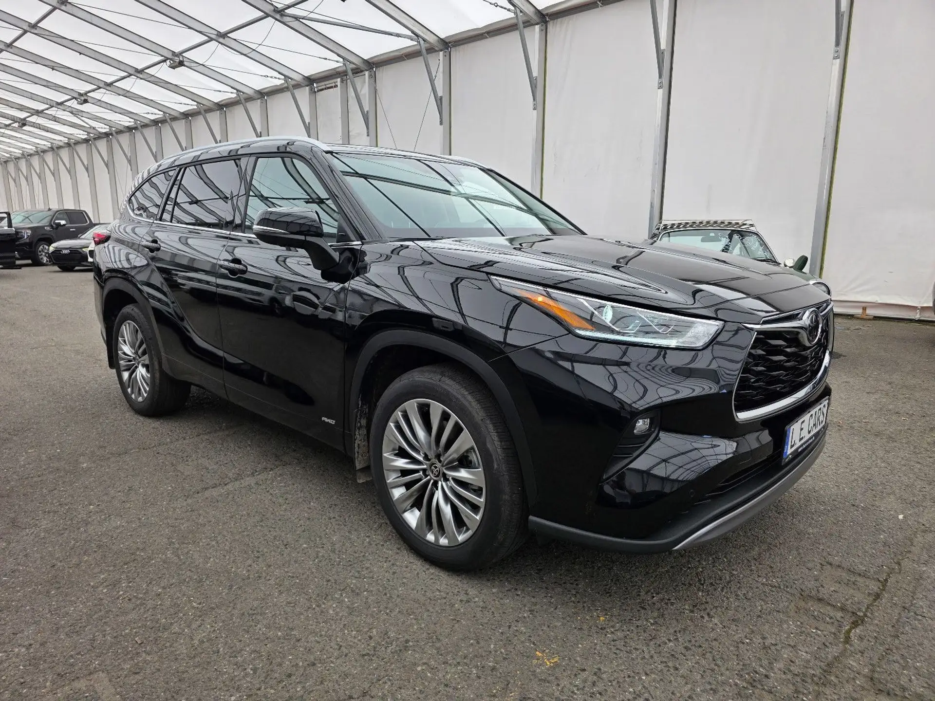 도요타 Toyota Highlander 2026 검정 사진 3