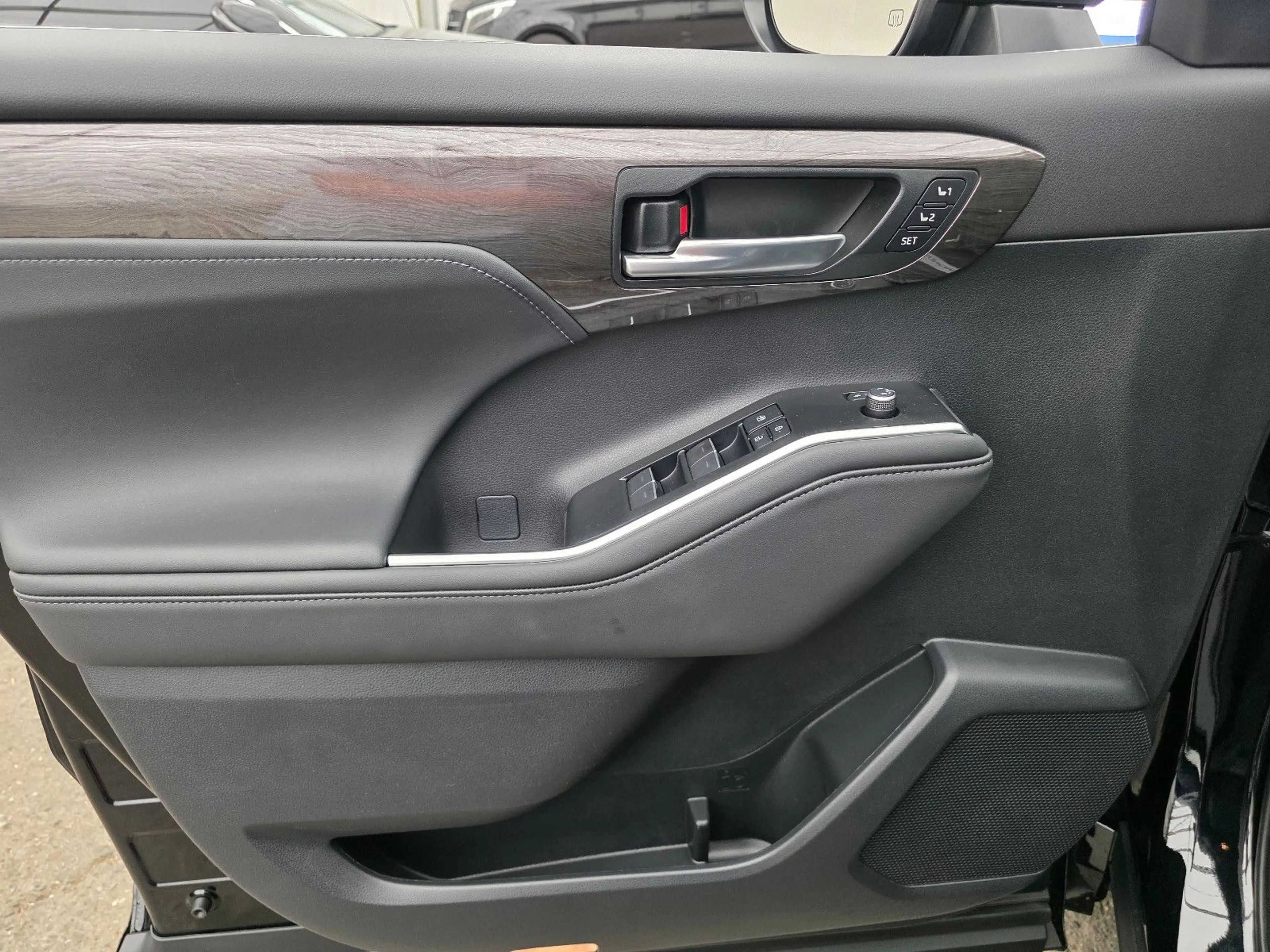 Toyota Highlander Platinum T1: 54.900 EURO , Stock !!! — photo 12