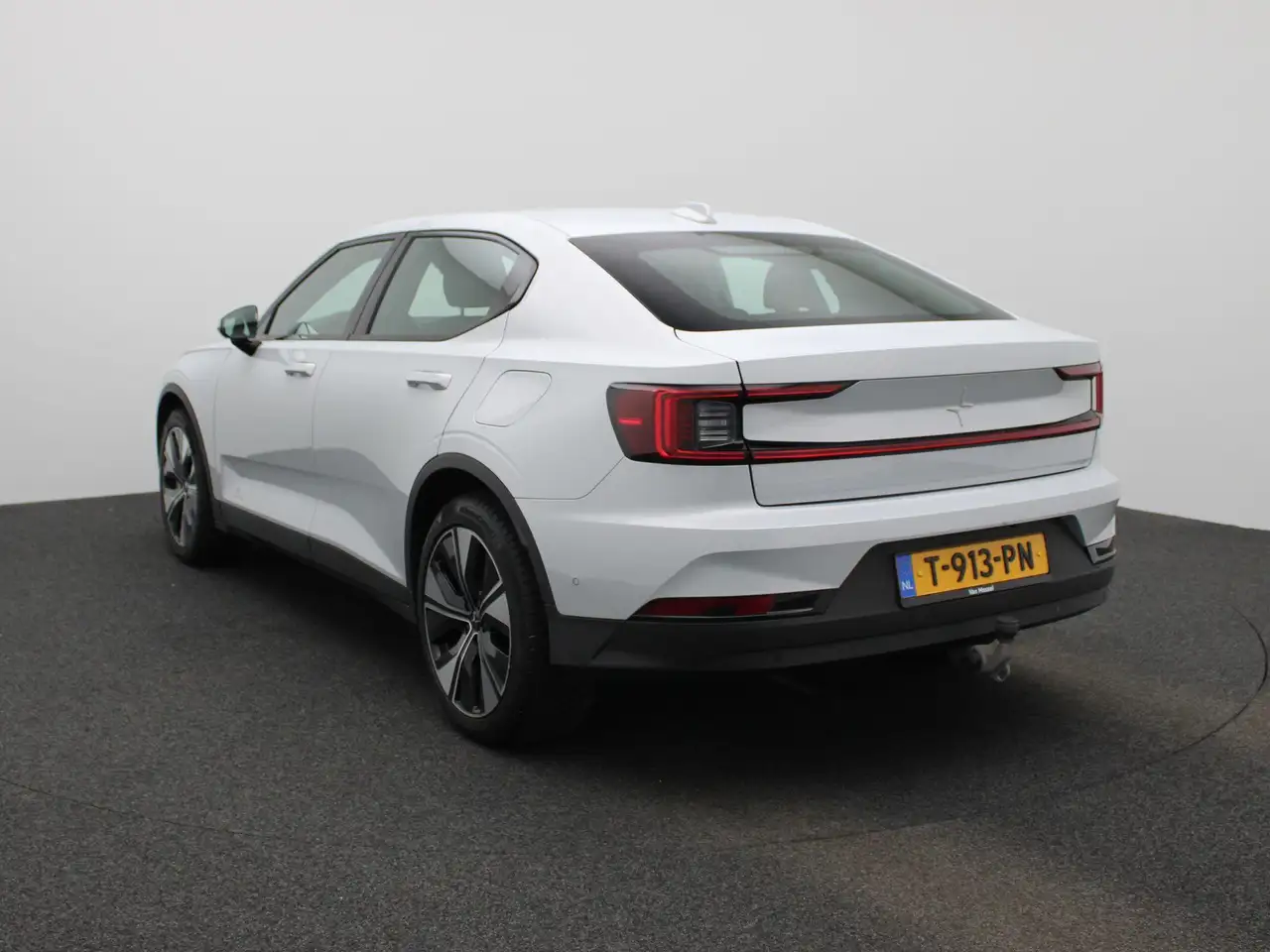 Polestar 2 2023