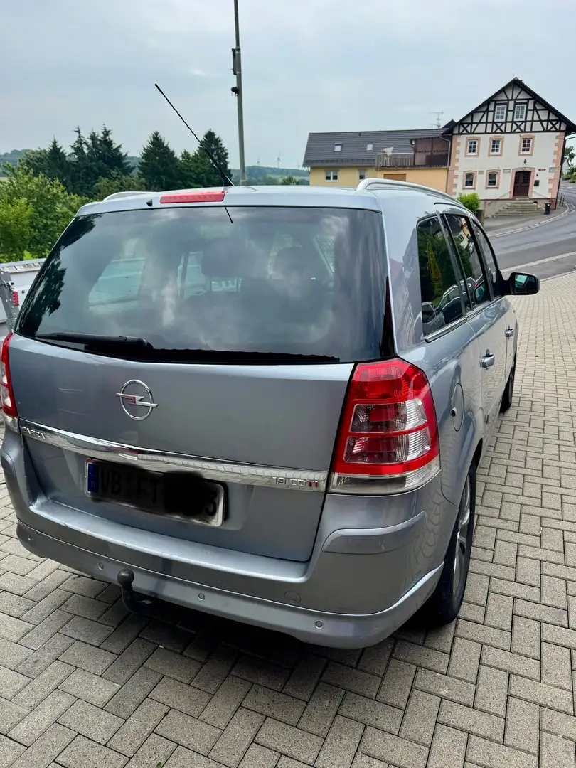 Opel Zafira 1.9 CDTI Sport - 2