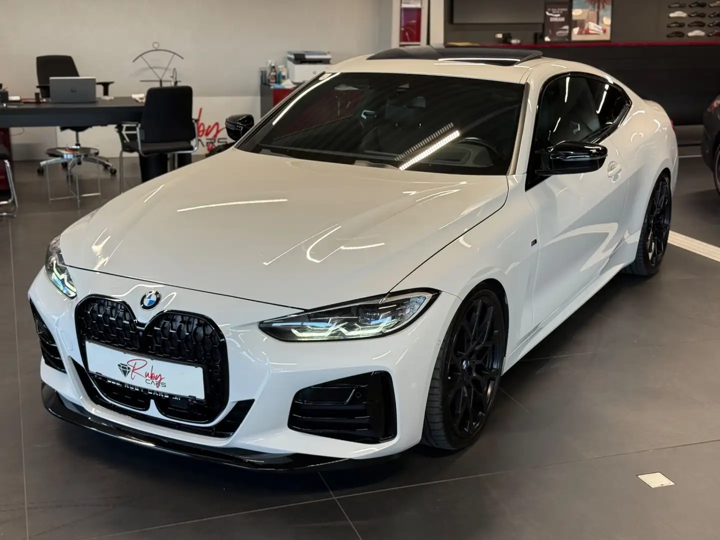 BMW 440 M440i 48 V xDrive Aut. Weiß - 1