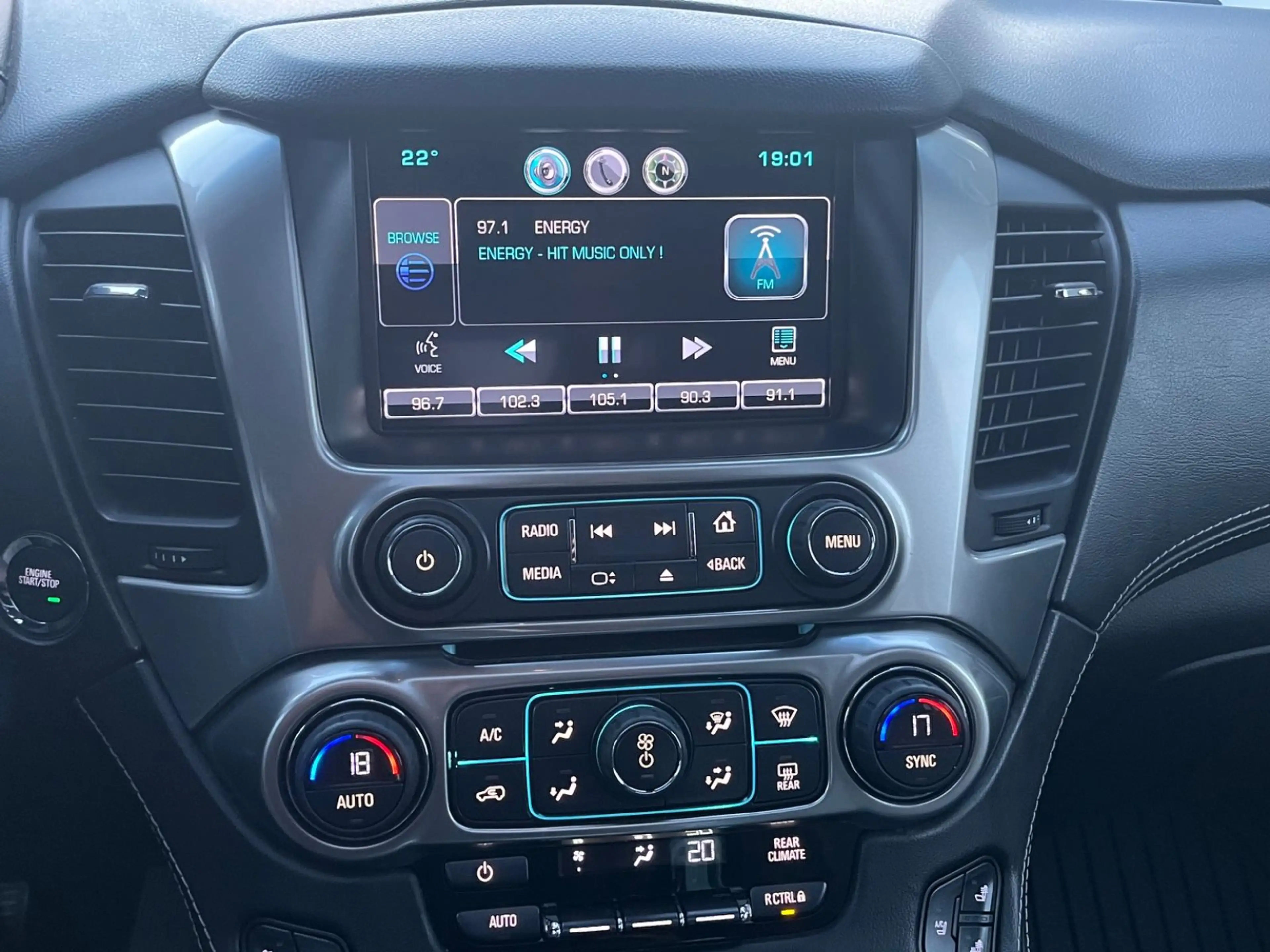 Chevrolet Tahoe 5,3 l V8 LTZ AWD, 7 Sitze — photo 5