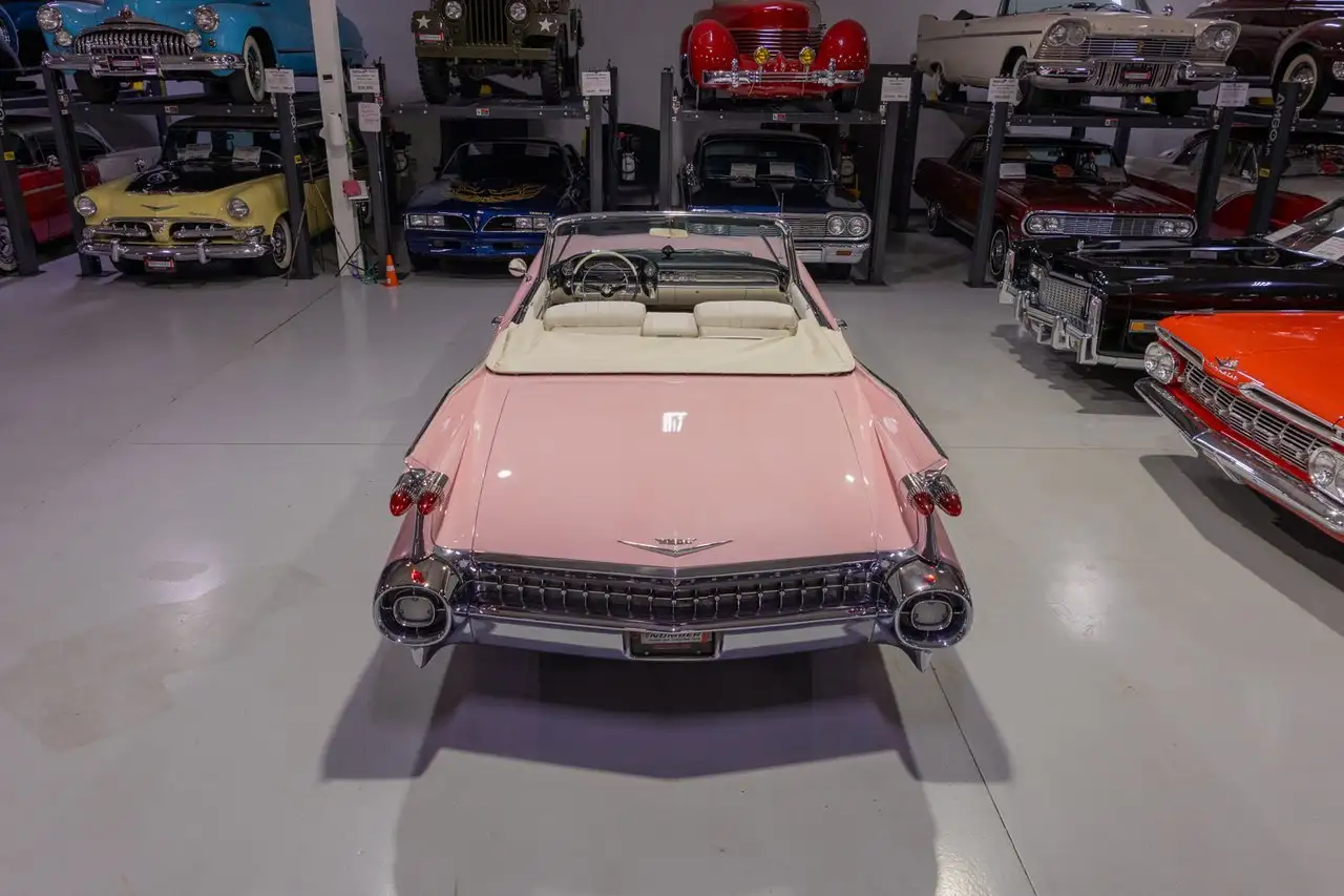 Cadillac Series 62 Convertible, foto 12