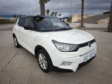 D16T Premium 4x2