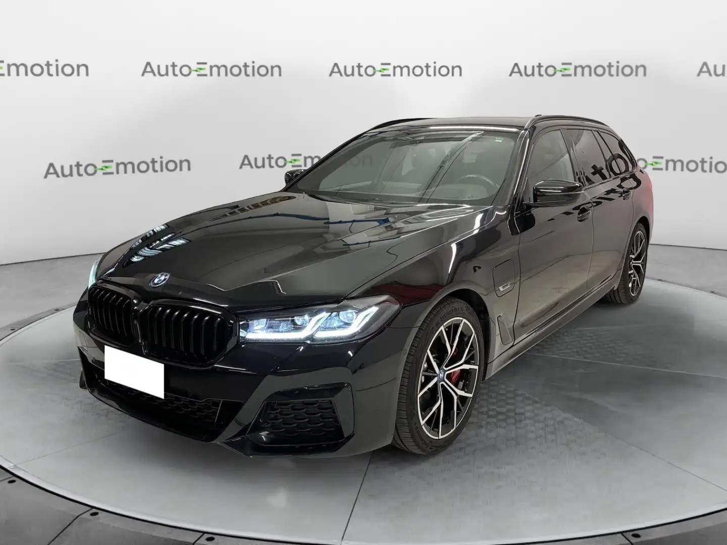 BMW 530 530e M Sport Auto Touring Schwarz - 1