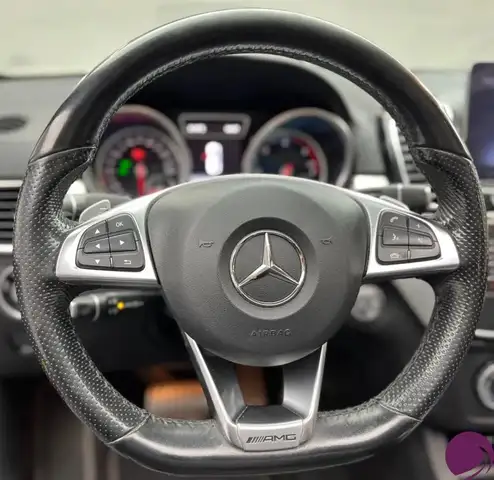 Mercedes-Benz Gle view 11