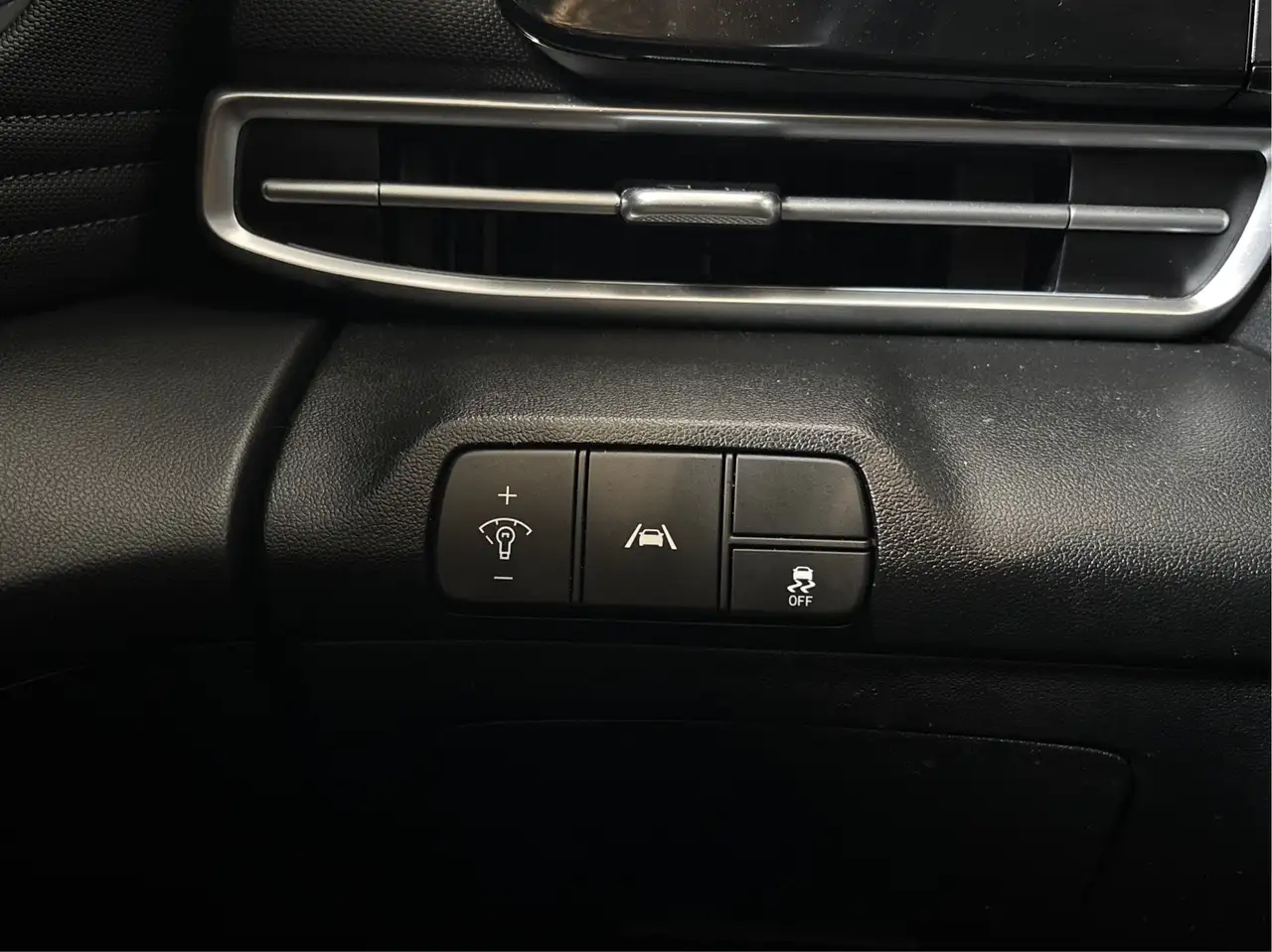 Hyundai ELANTRA снимка Hyundai ELANTRA
