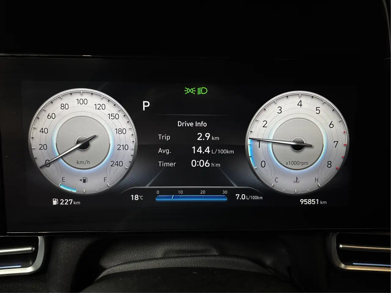 Hyundai ELANTRA снимка Hyundai ELANTRA