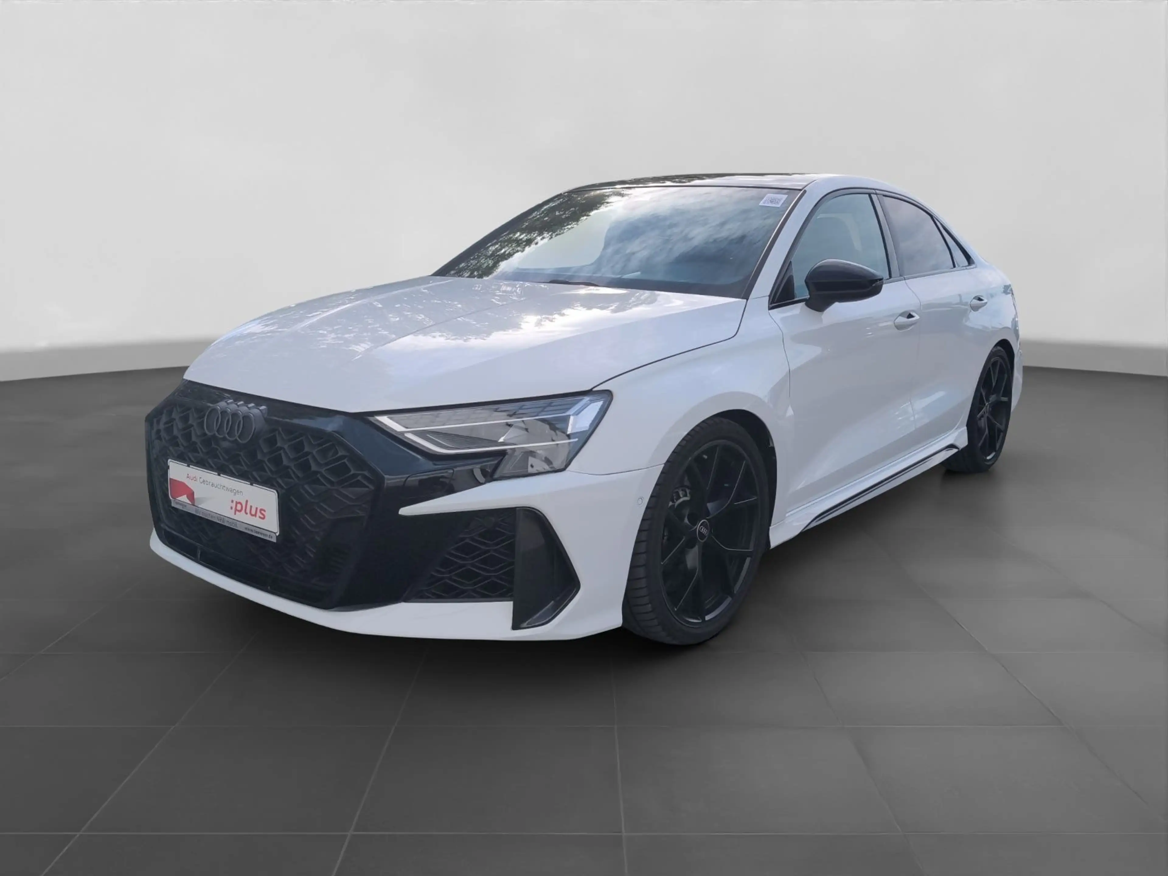 Audi RS3 RS3 Limo TFSI Q PANO RS-SCHALENSITZE SONOS — photo 2