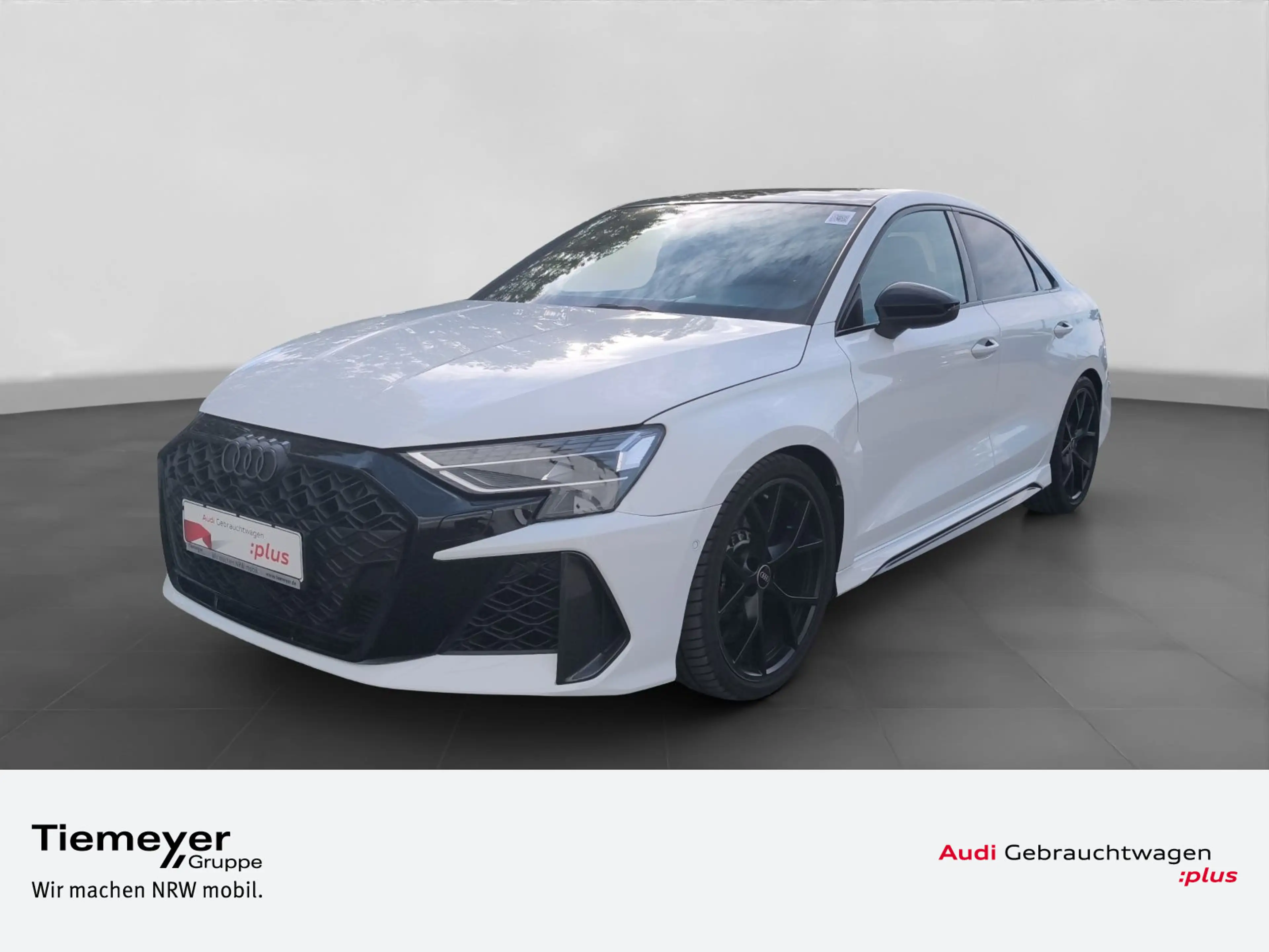 Audi RS3 RS3 Limo TFSI Q PANO RS-SCHALENSITZE SONOS