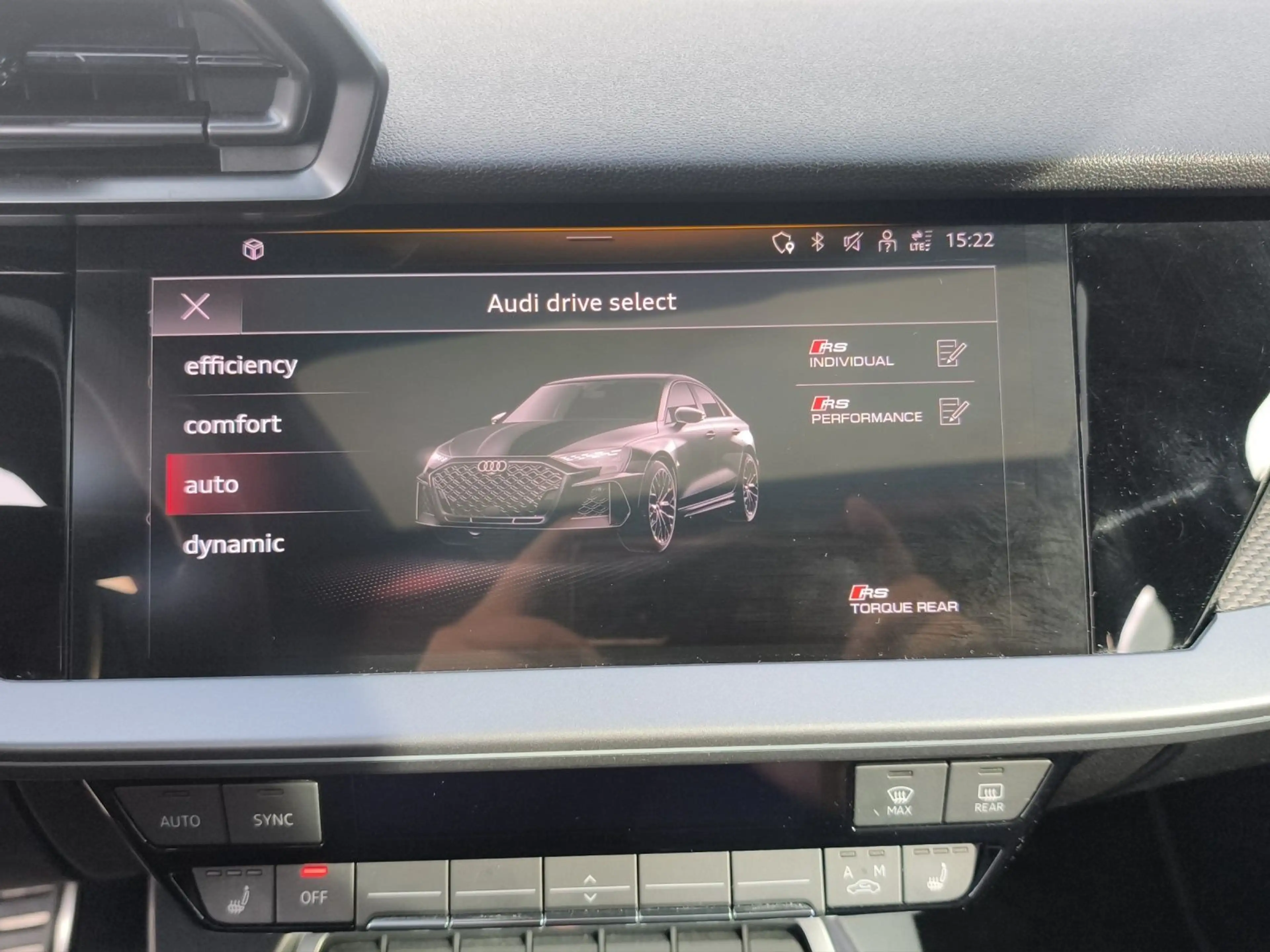 Audi RS3 RS3 Limo TFSI Q PANO RS-SCHALENSITZE SONOS — photo 13