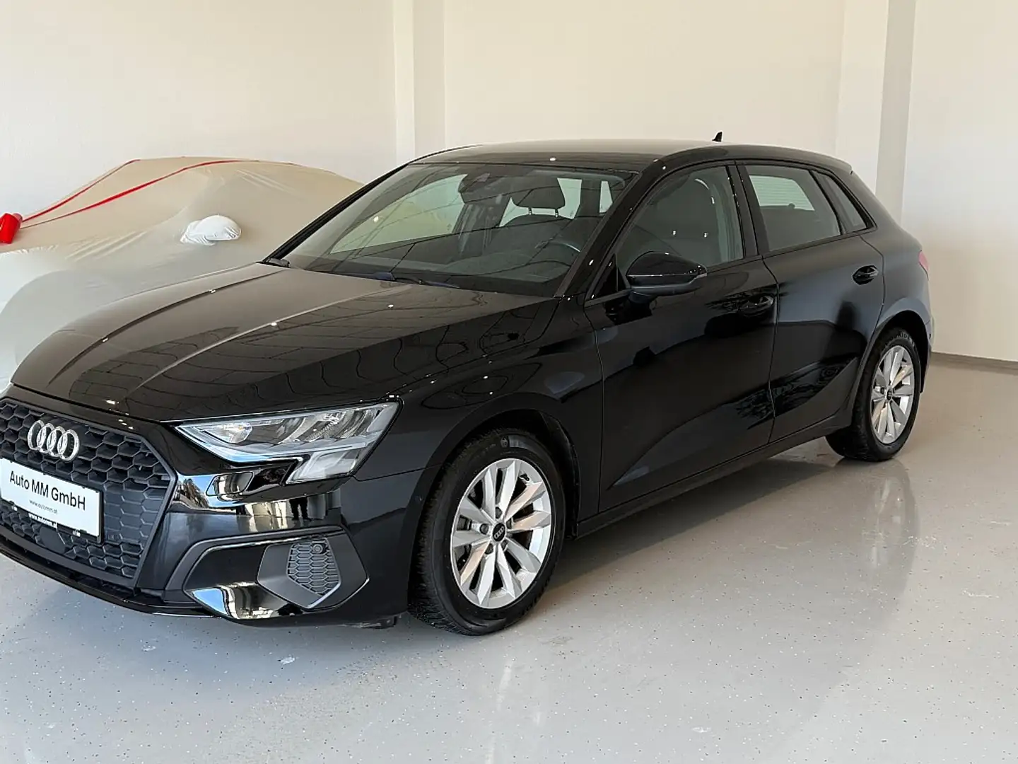 Audi A3 30 TFSI S-tronic Noir - 2