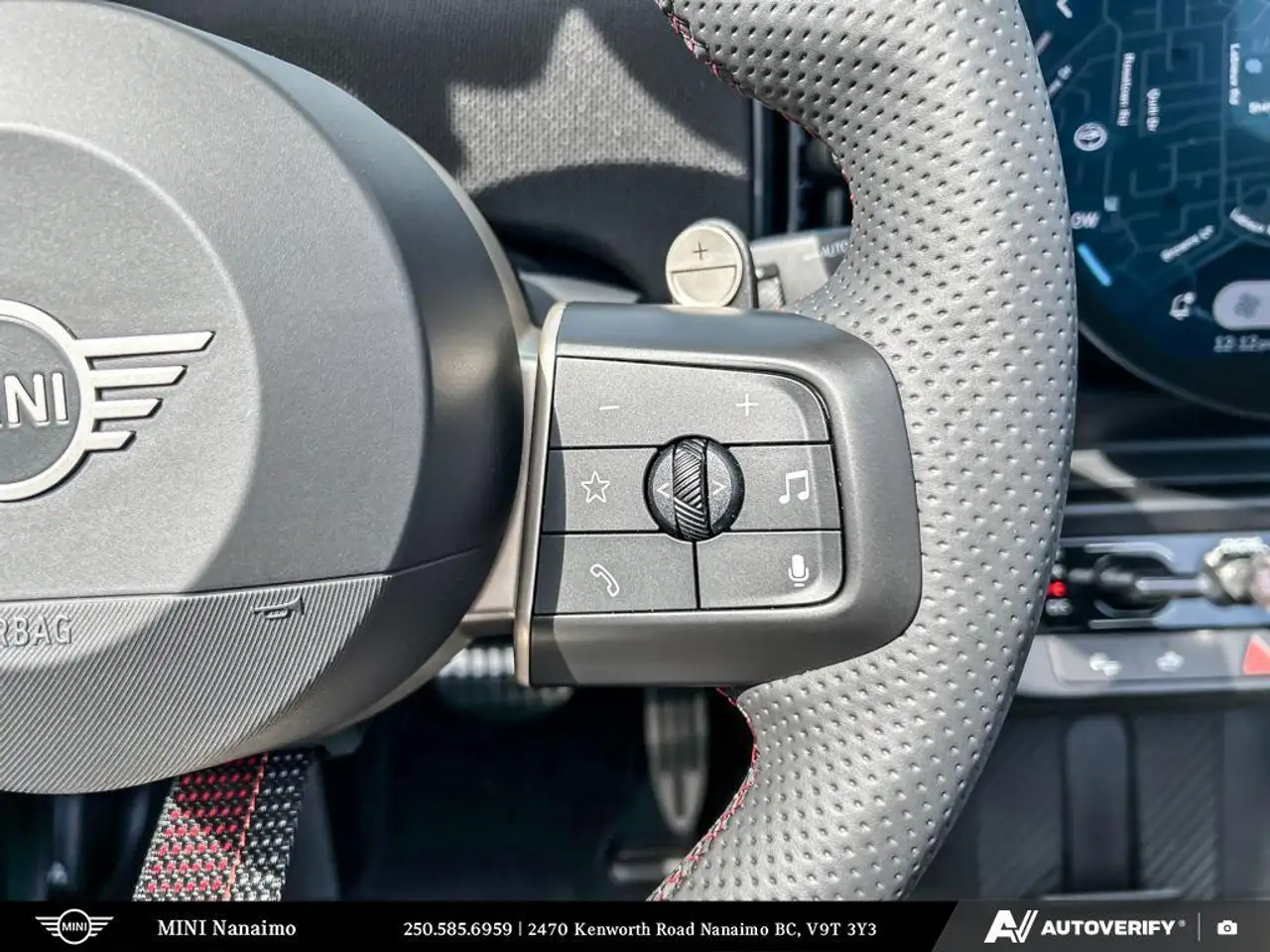 MINI Convertible снимка MINI Convertible