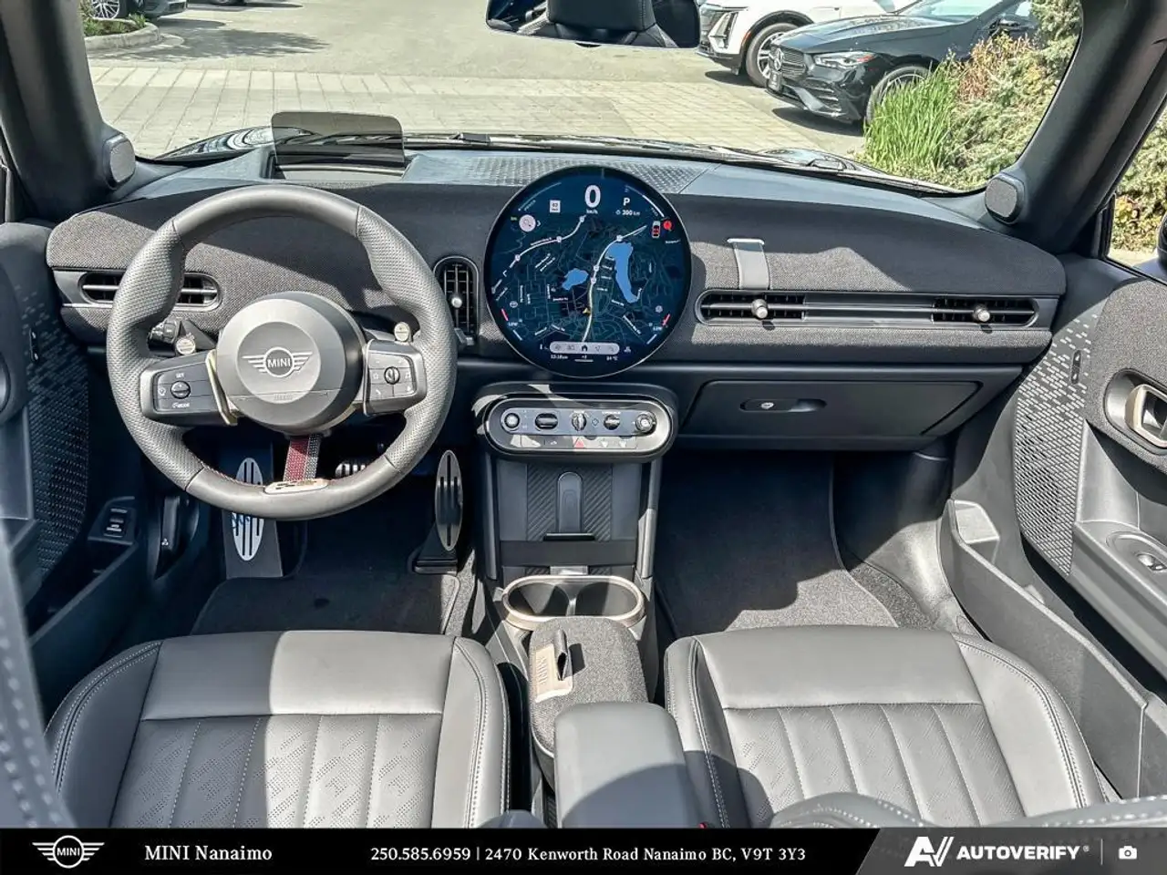 MINI Convertible снимка MINI Convertible