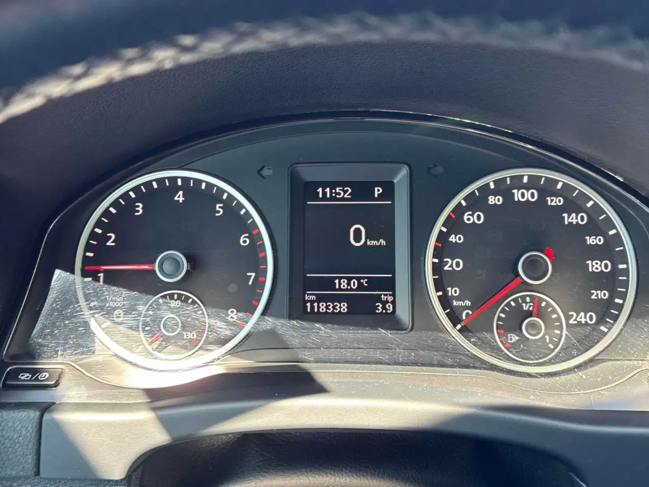 Volkswagen Tiguan снимка Volkswagen Tiguan