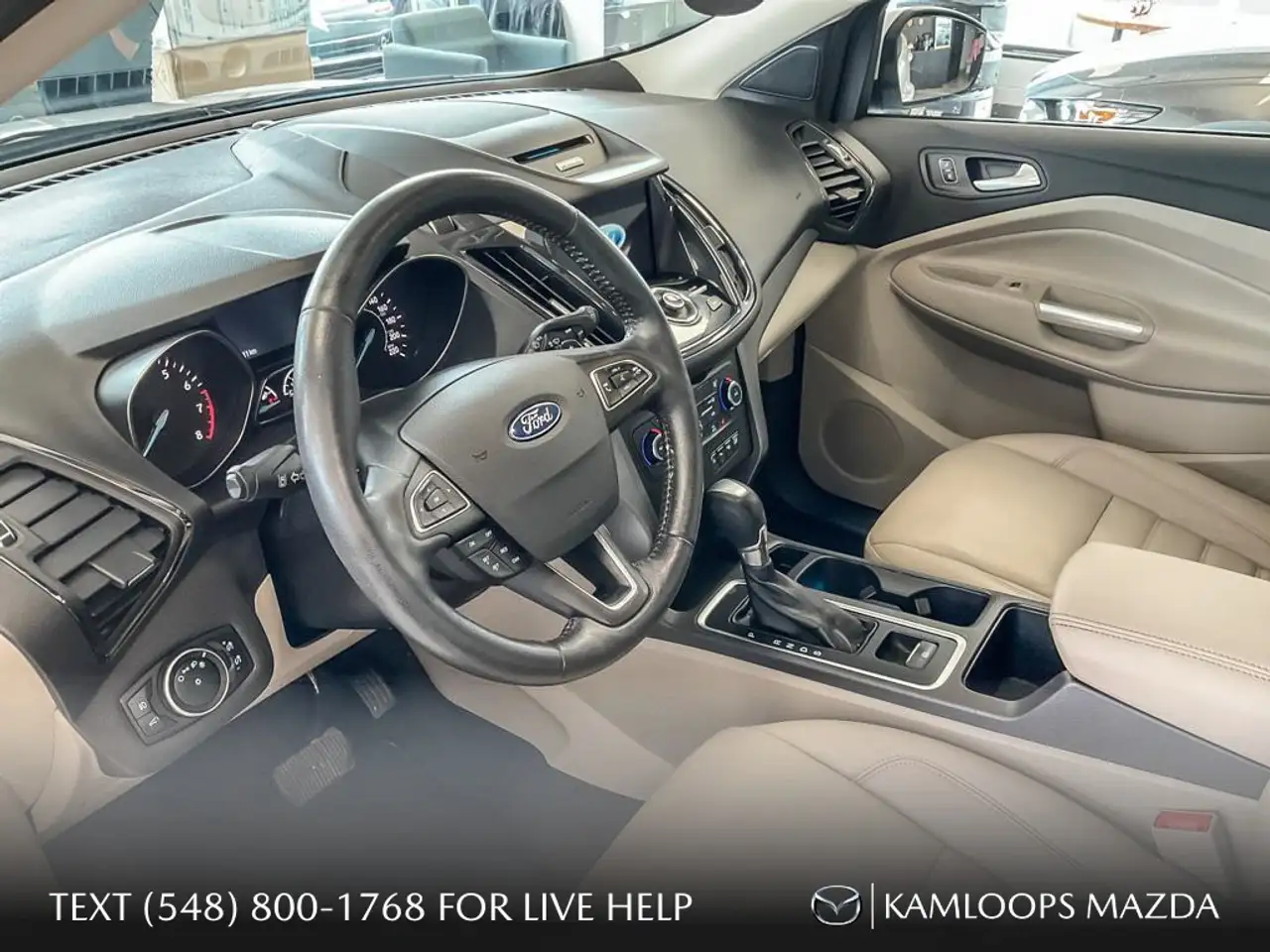 Ford Escape снимка Ford Escape