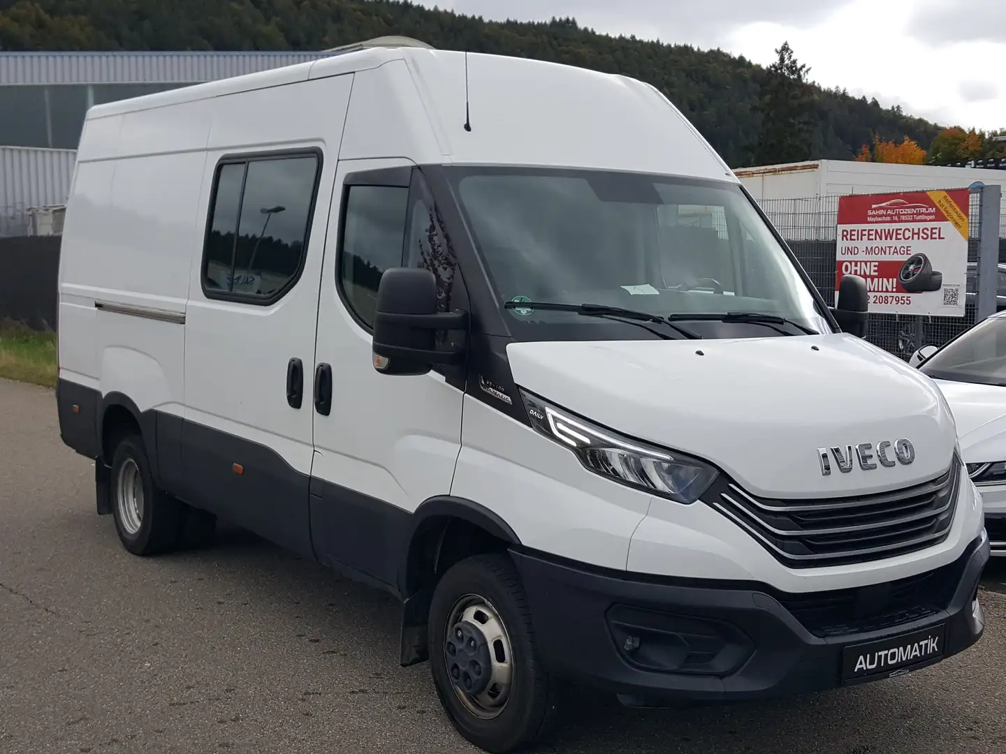 Iveco Daily 35C18 3.0D V6 Automatik 3,5 AHK teilvergl LED MwSt Weiß - 2