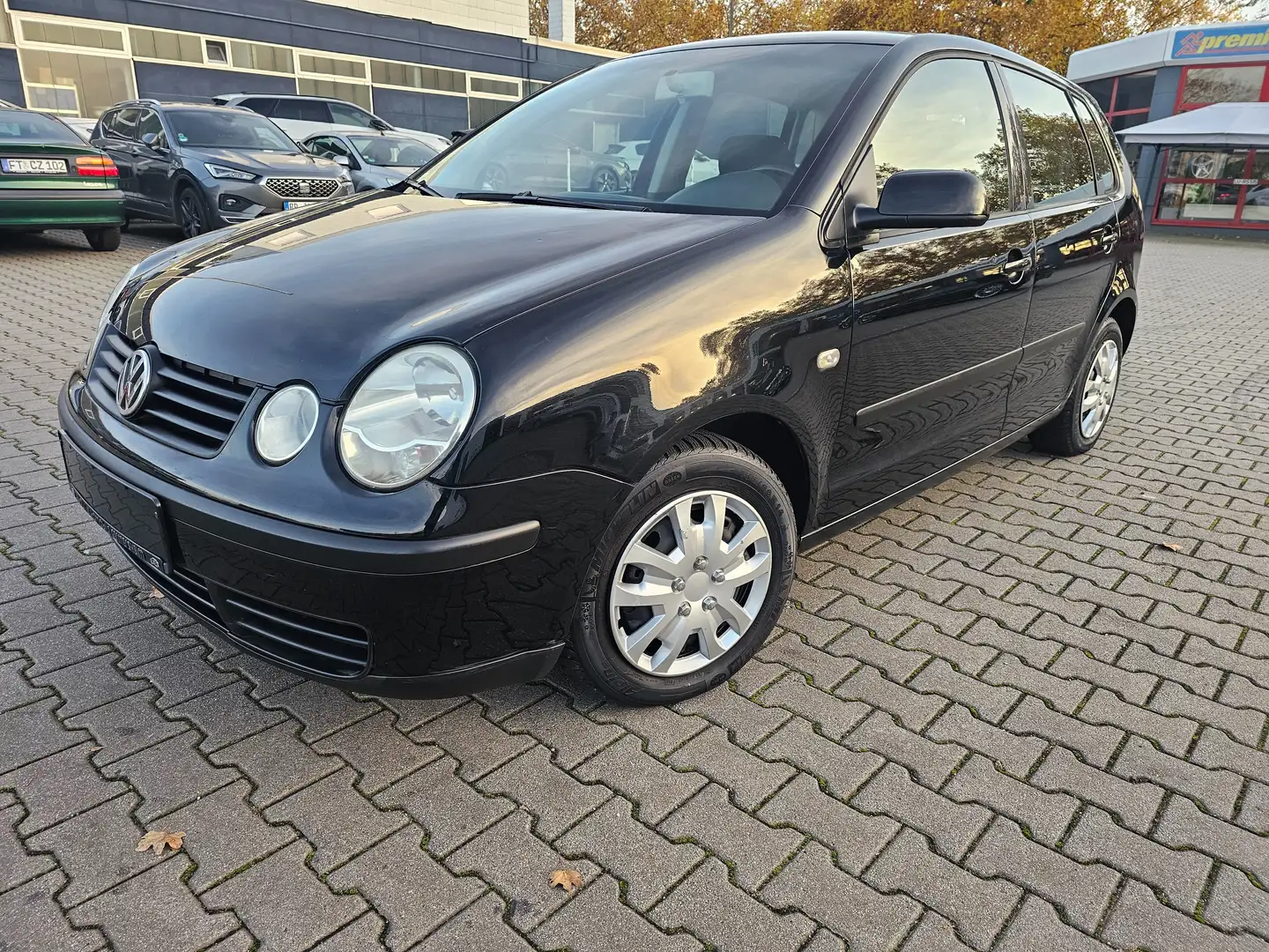 Volkswagen Polo Polo IV 5-Türer 1.2L Klima,3.H,ZV,Tüv11/27 Schwarz - 2