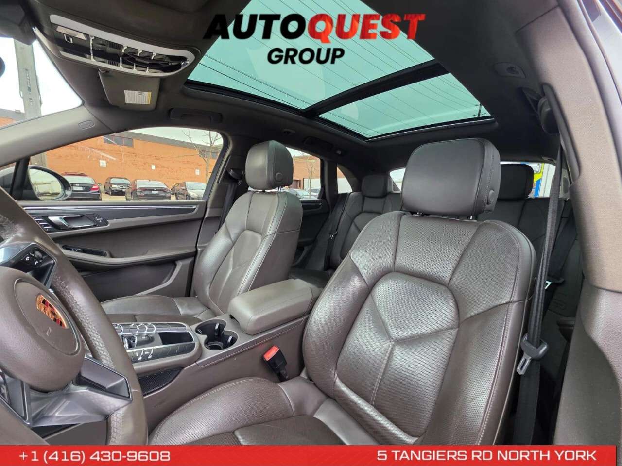 2017 Porsche Macan Base thumb 12