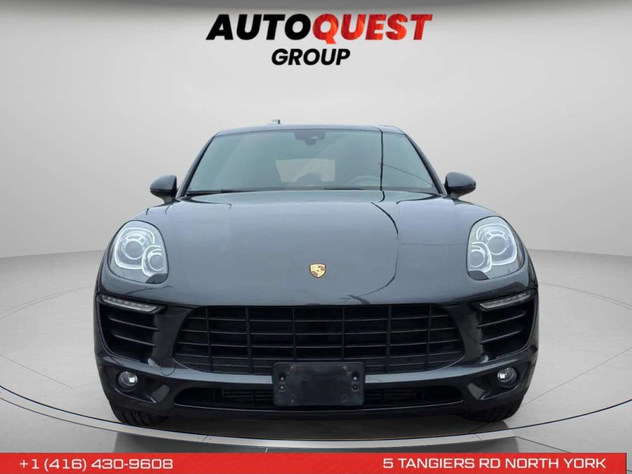 2017 Porsche Macan Base alt 2