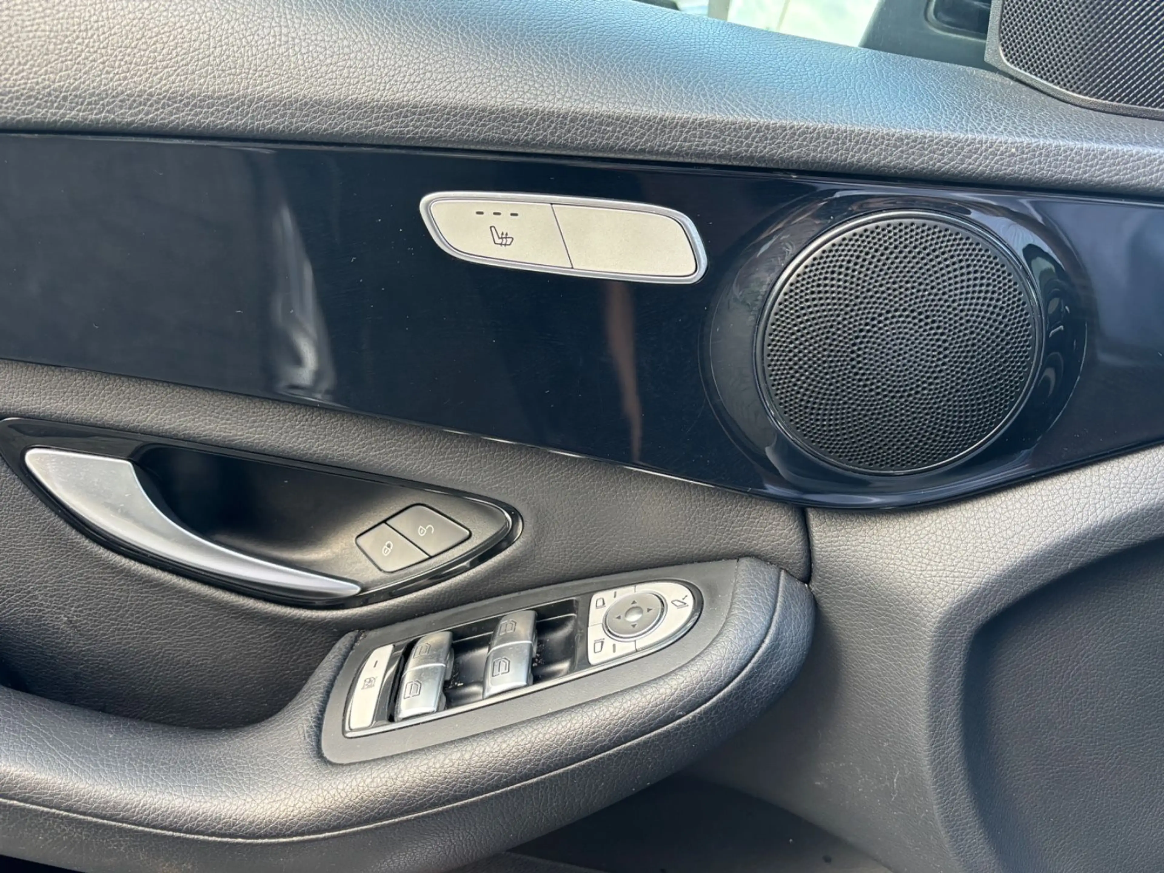 Mercedes-Benz C 180 C Limousine NAVI TEMP SHZ GARANTIE — photo 14