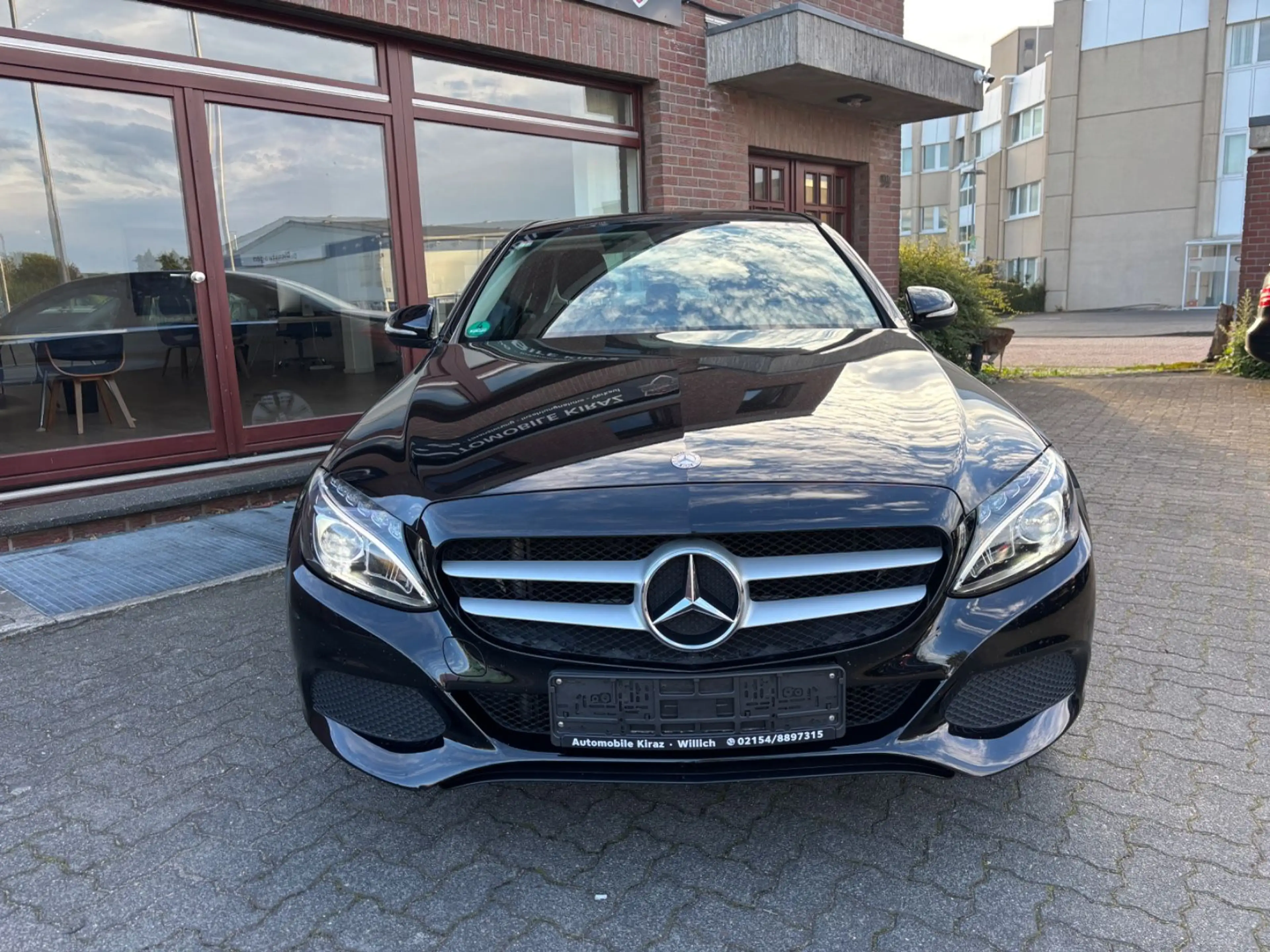 Mercedes-Benz C 180 C Limousine NAVI TEMP SHZ GARANTIE — photo 2