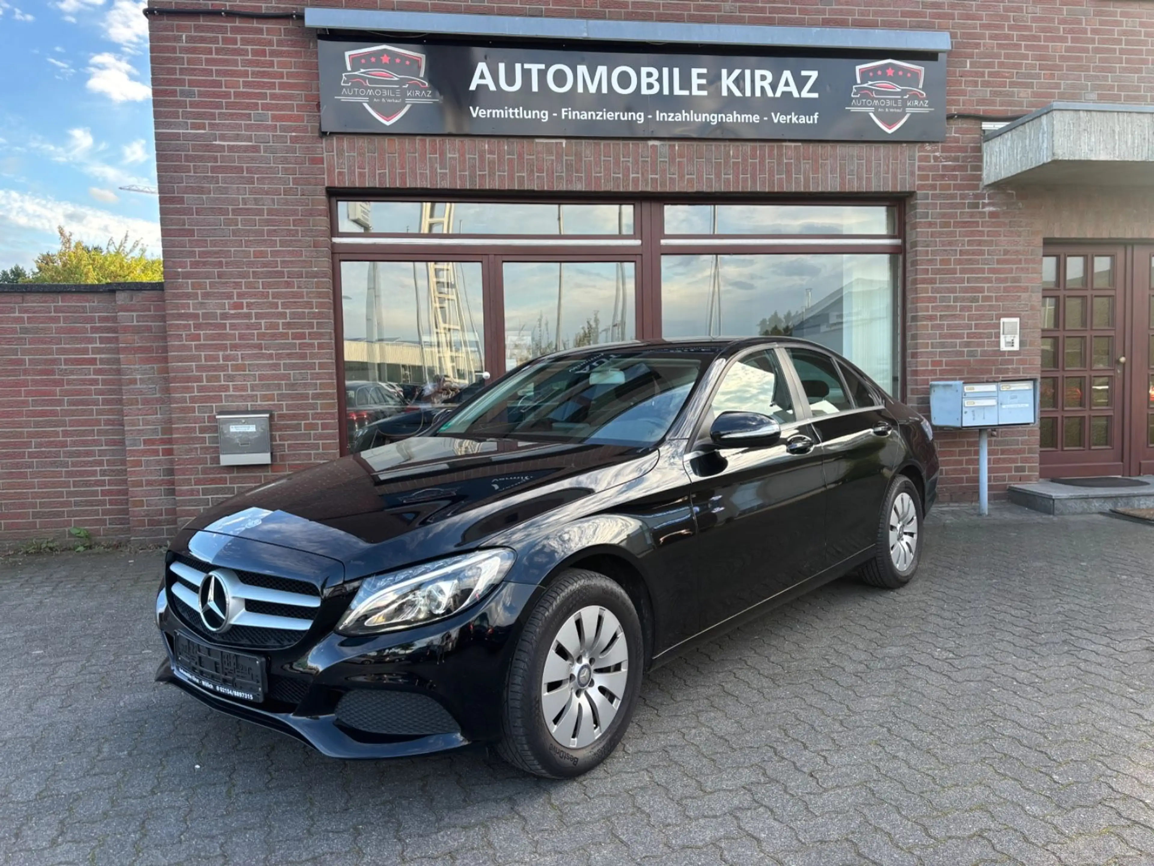 Mercedes-Benz C 180 C Limousine NAVI TEMP SHZ GARANTIE
