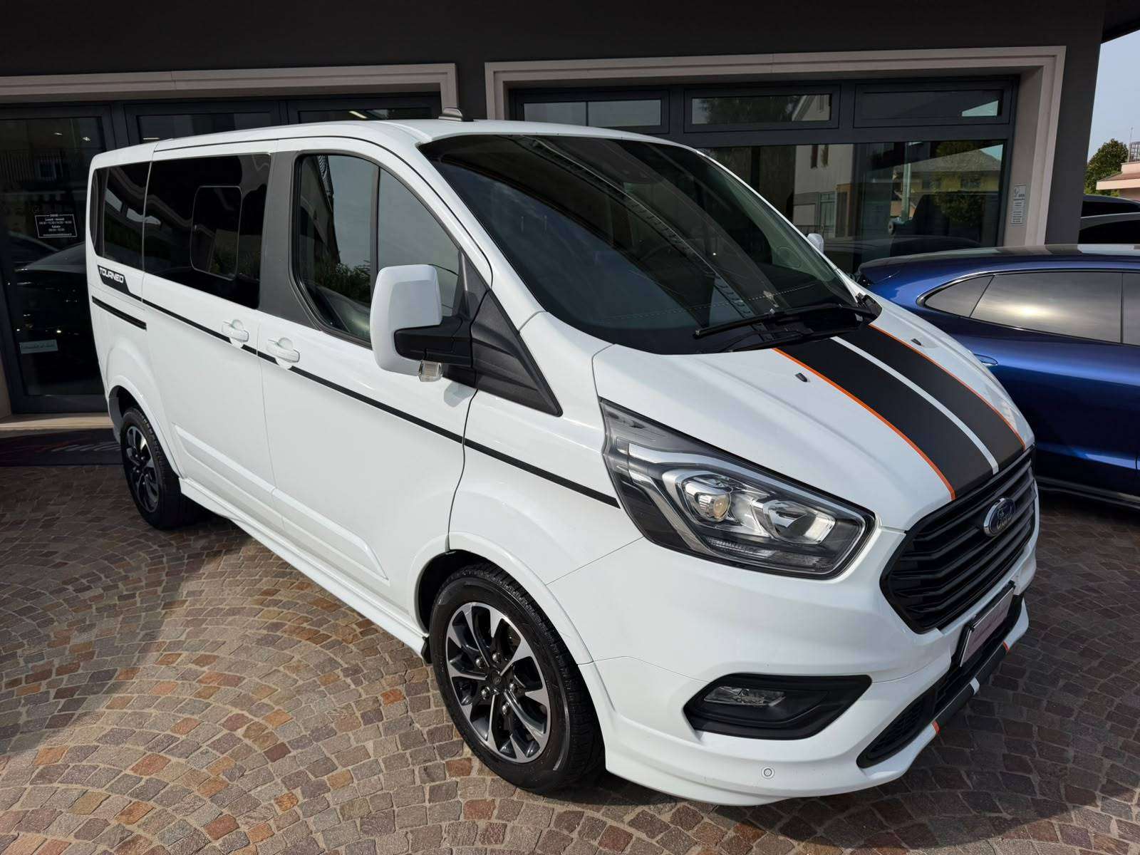 Ford Tourneo Custom