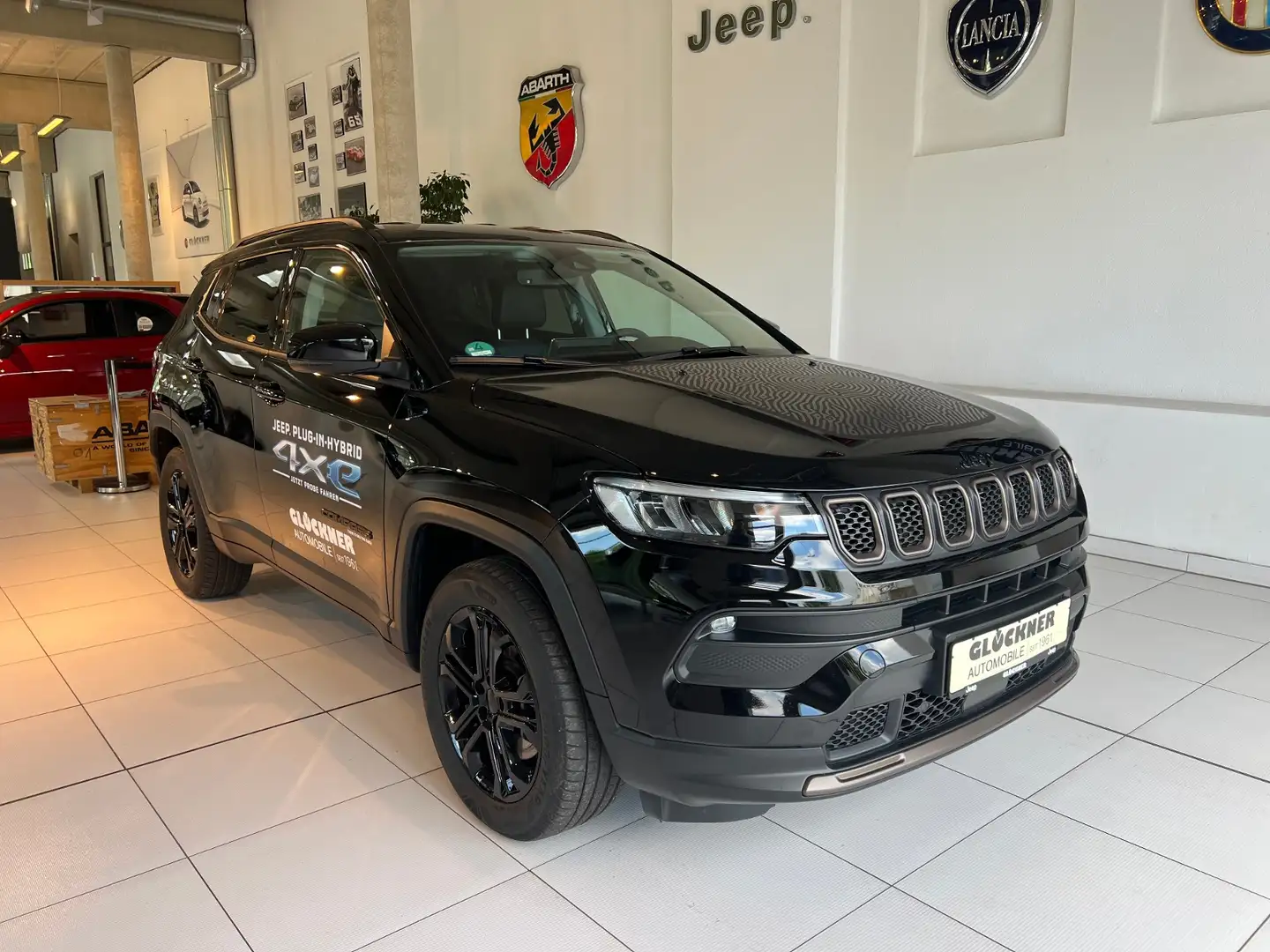 Jeep Compass 4xe PHEV Upland 4xe PHEV Upland Schwarz - 2