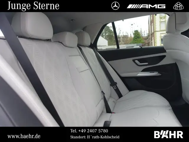 Mercedes-Benz E-Class view 9