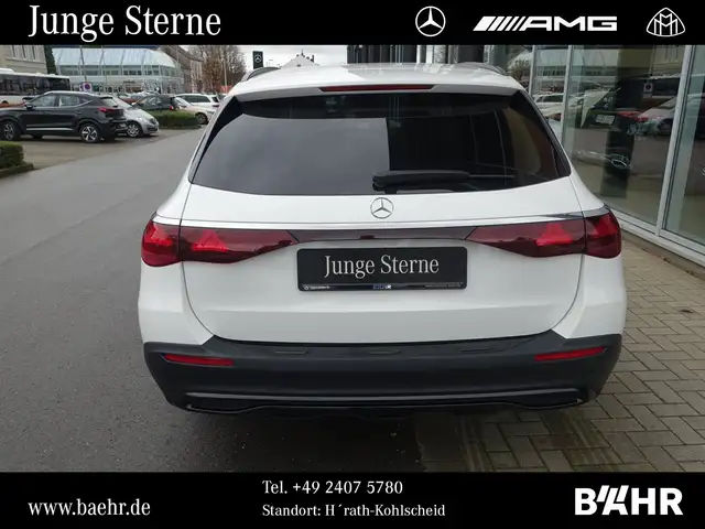 Mercedes-Benz E-Class view 8