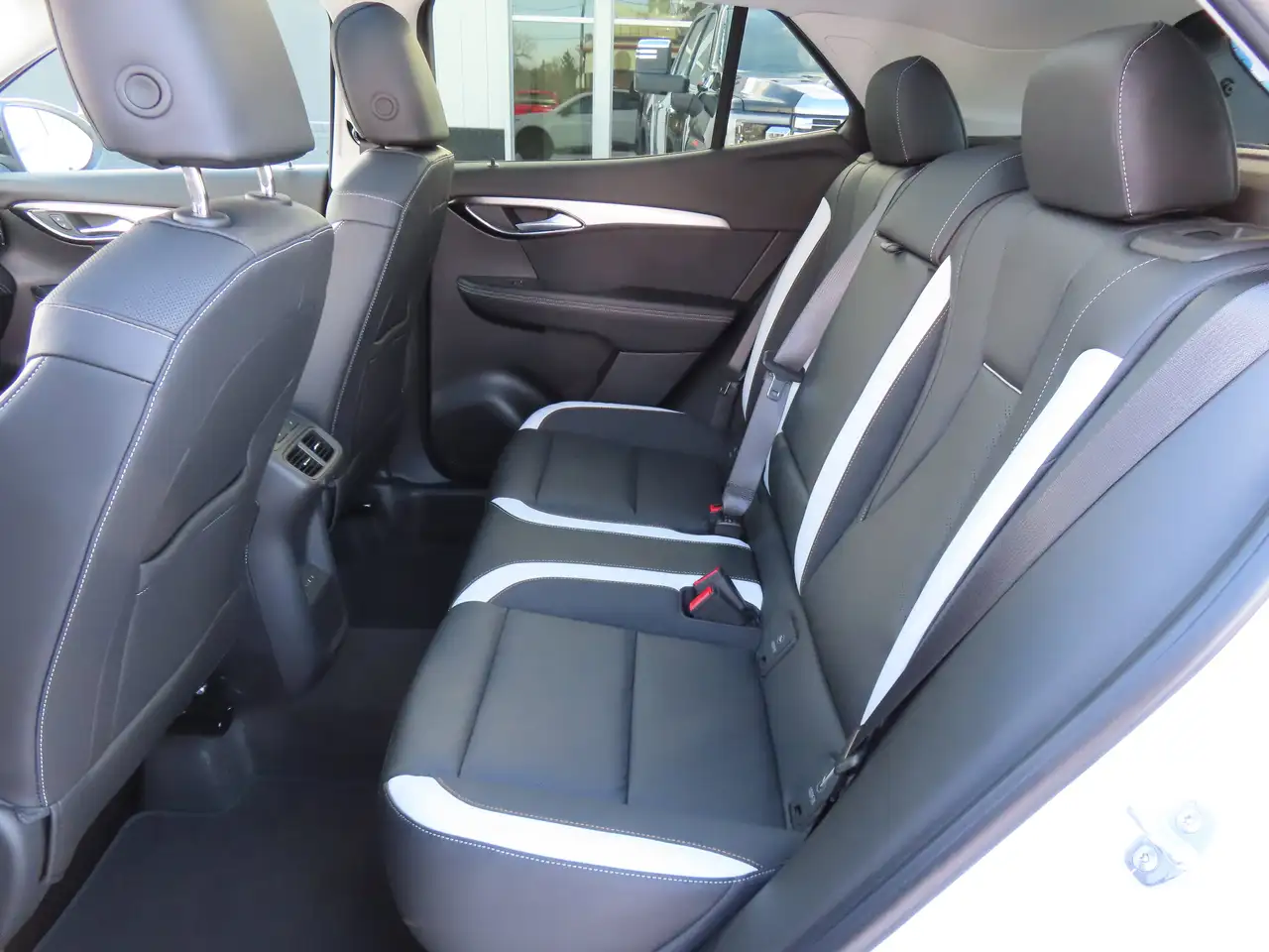 Buick Envision снимка Buick Envision