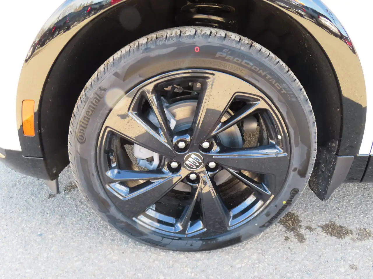 Buick Envision снимка Buick Envision