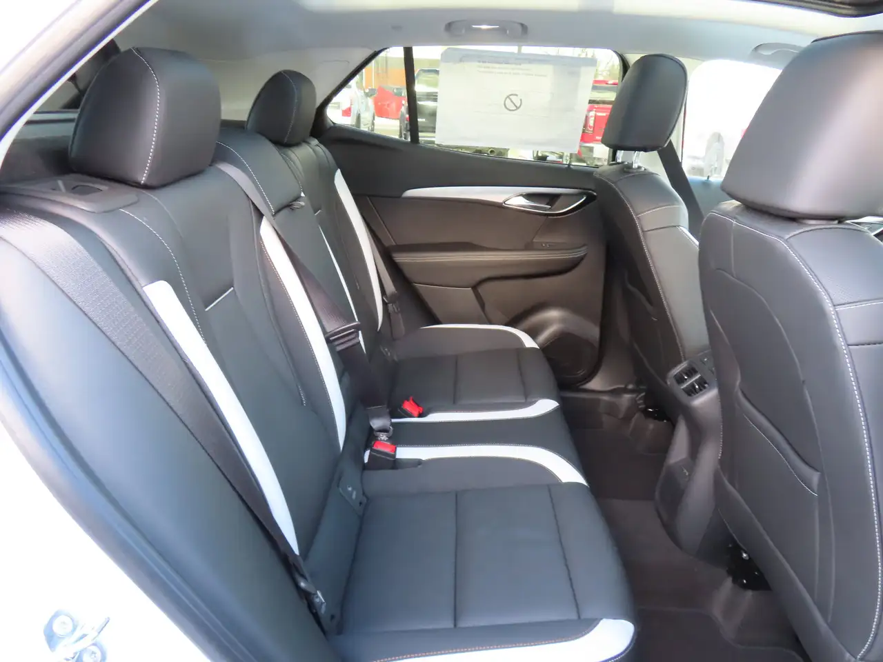 Buick Envision снимка Buick Envision