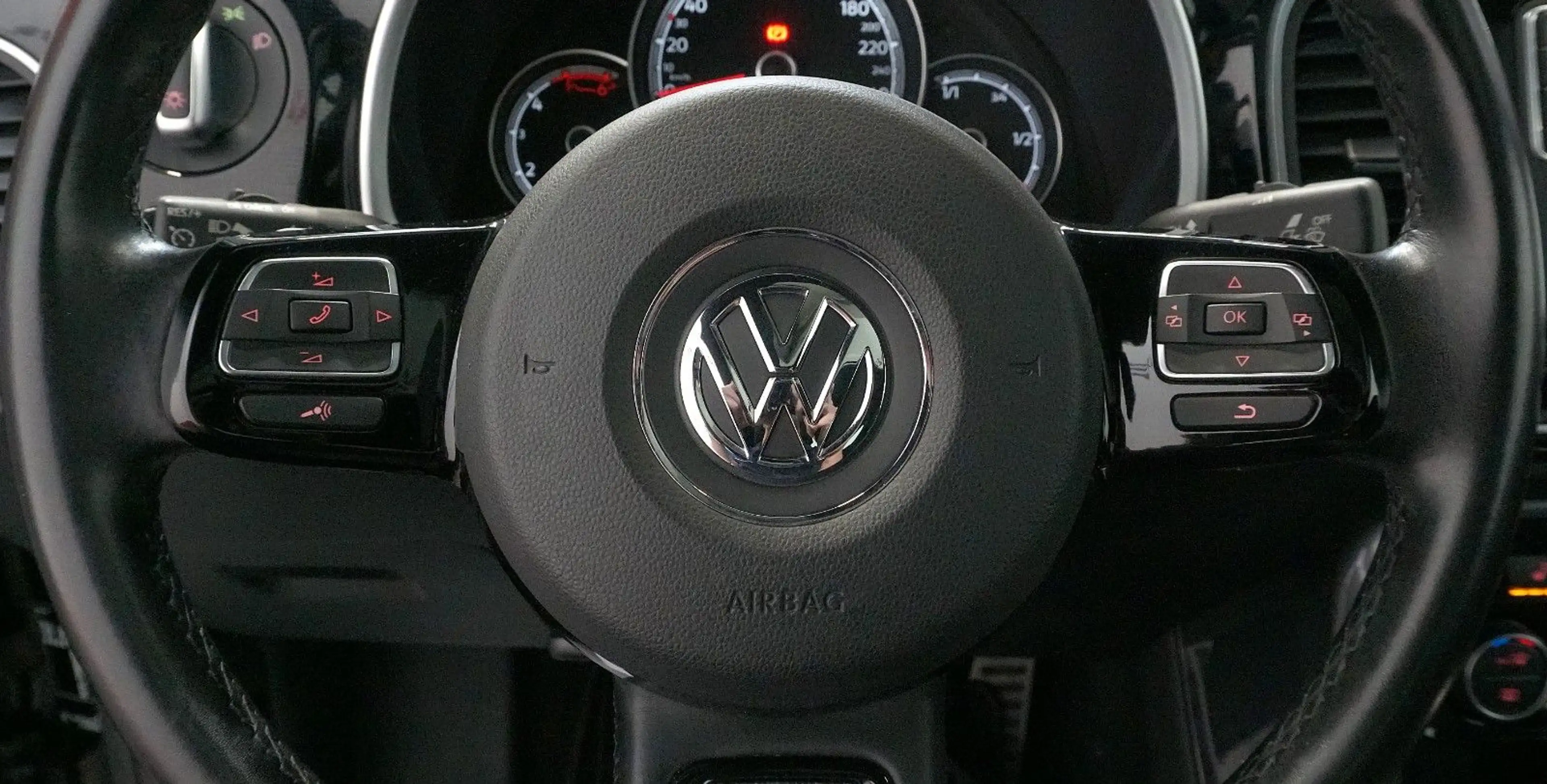 Volkswagen Beetle Sound 2.0 TDI*PANO*RFK*APP*GEPFLEGT* — photo 14