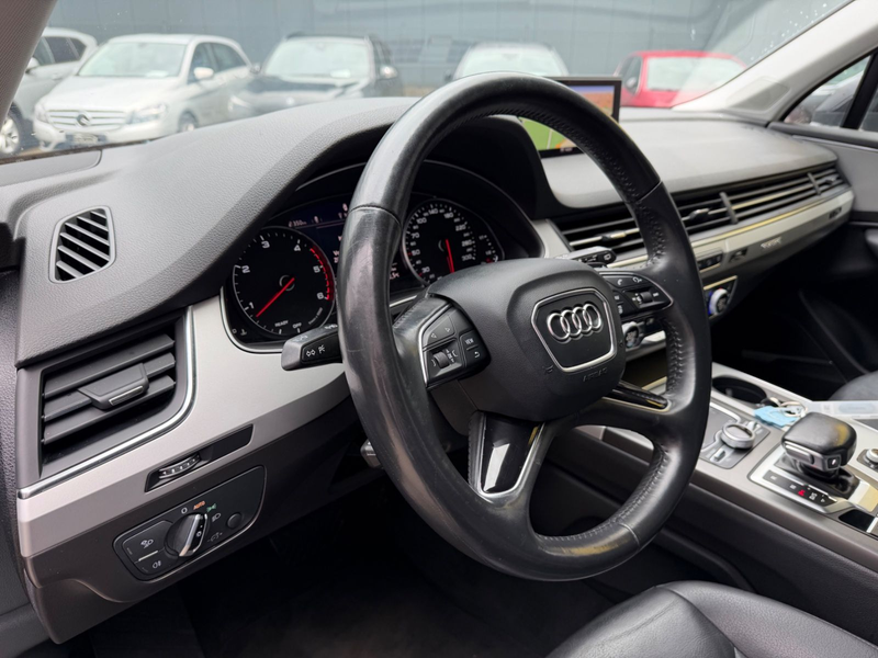 Audi Q7 3.0 TDI quattro/LEDER/ALLRAD/BOSE/LED/SHZ/KAM — photo 14