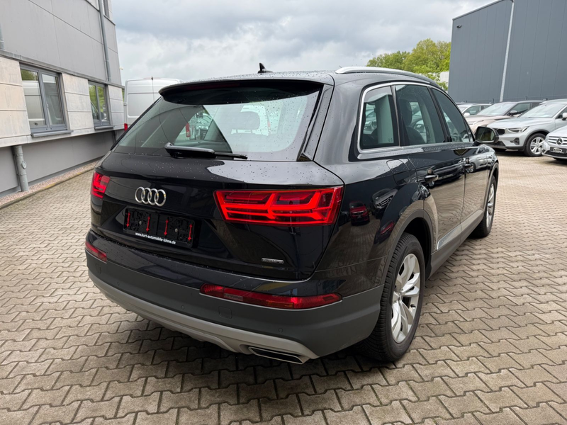Audi Q7 3.0 TDI quattro/LEDER/ALLRAD/BOSE/LED/SHZ/KAM — photo 6