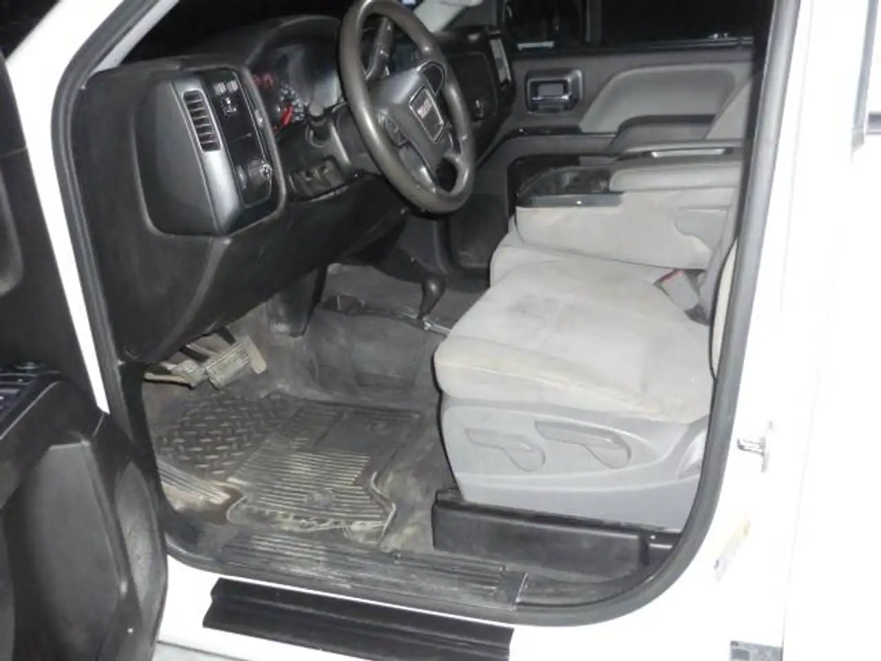 GMC Sierra 1500 снимка GMC Sierra 1500
