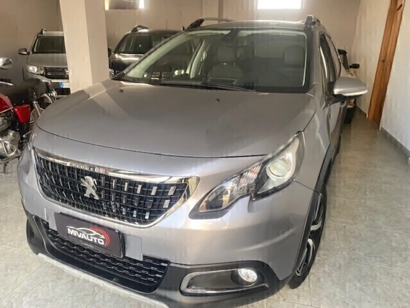 Peugeot 2008 BlueHDi 100 S&S Allure Grigio - 1