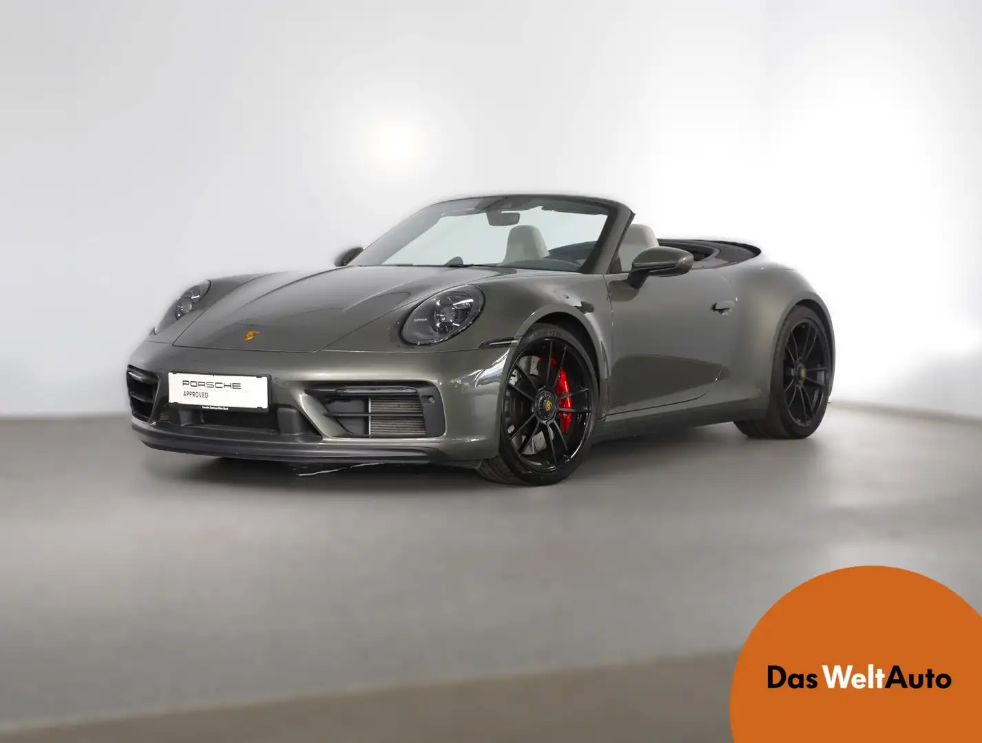 Porsche 911 Carrera 4 GTS Cabriolet Зелёный - 1