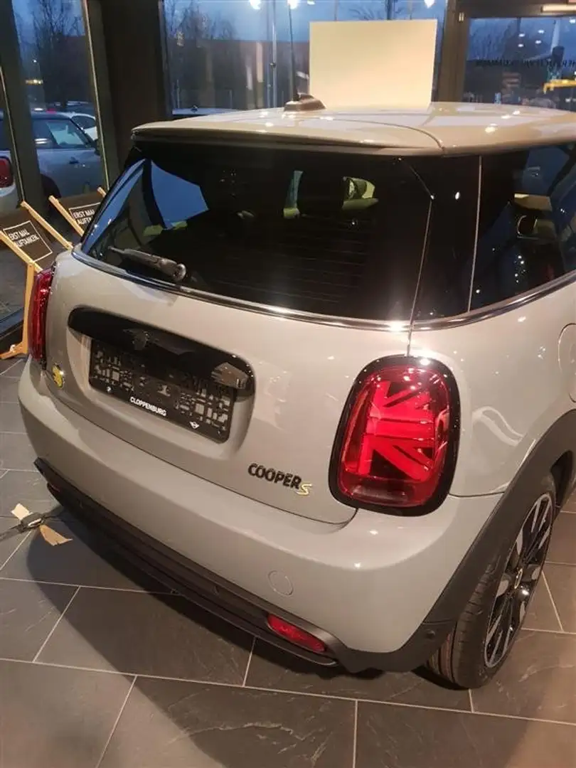 MINI Cooper SE Mini+Cooper+SE+MINI+Yours+Trim Grau - 2