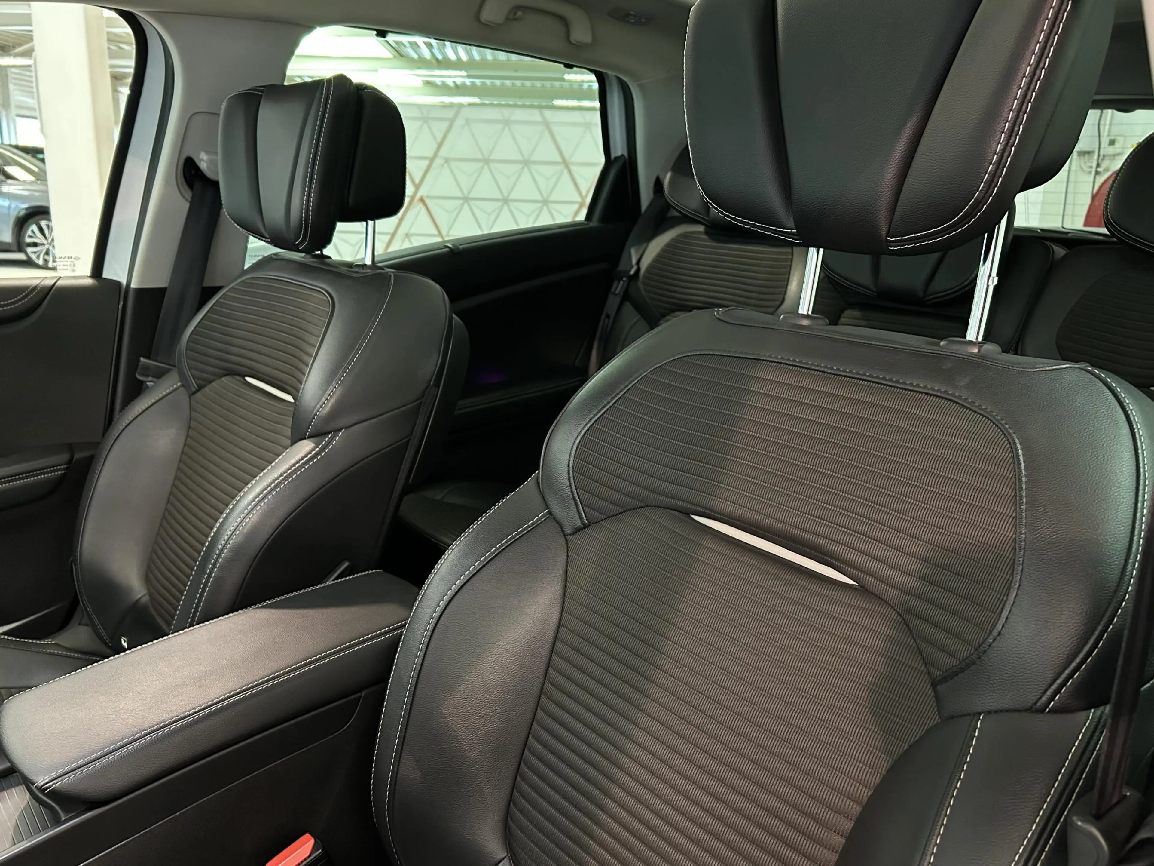 Renault Scenic 1.2 TCe Bose | Panoramadak | Parkeersensoren | BOS — photo 7
