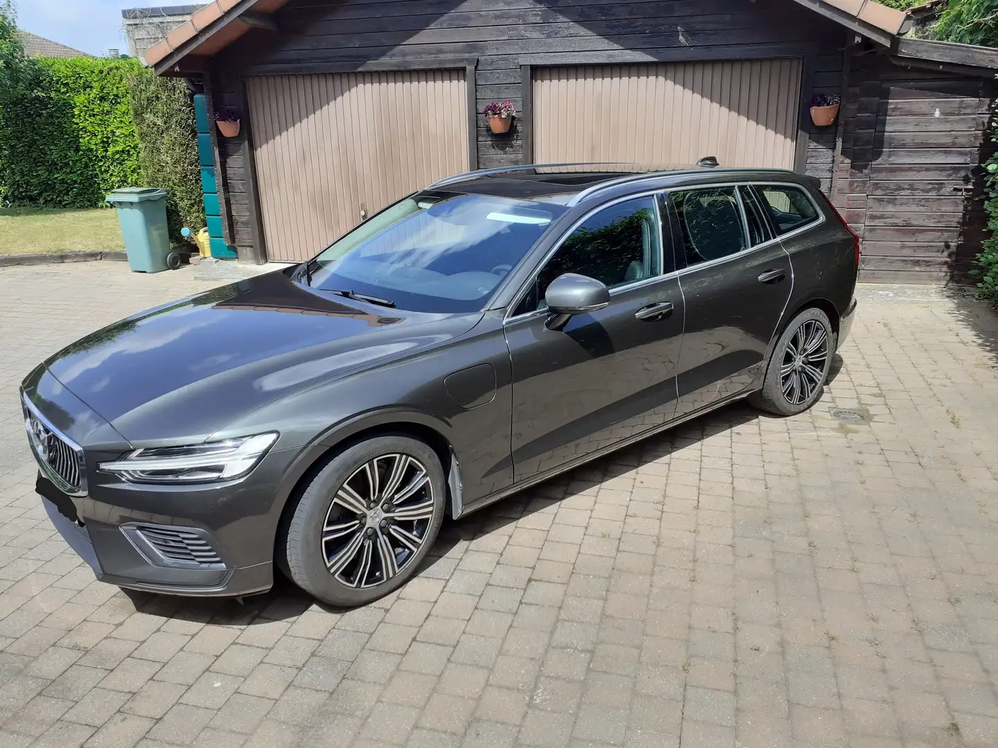 Volvo V60 V60 T8 AWD Twin Engine Geartronic Inscription Groen - 2