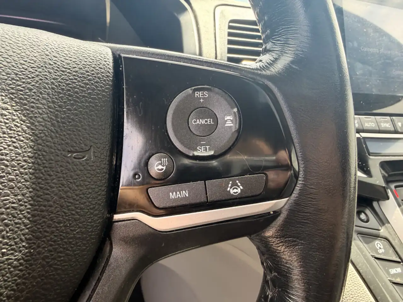 Honda Odyssey снимка Honda Odyssey