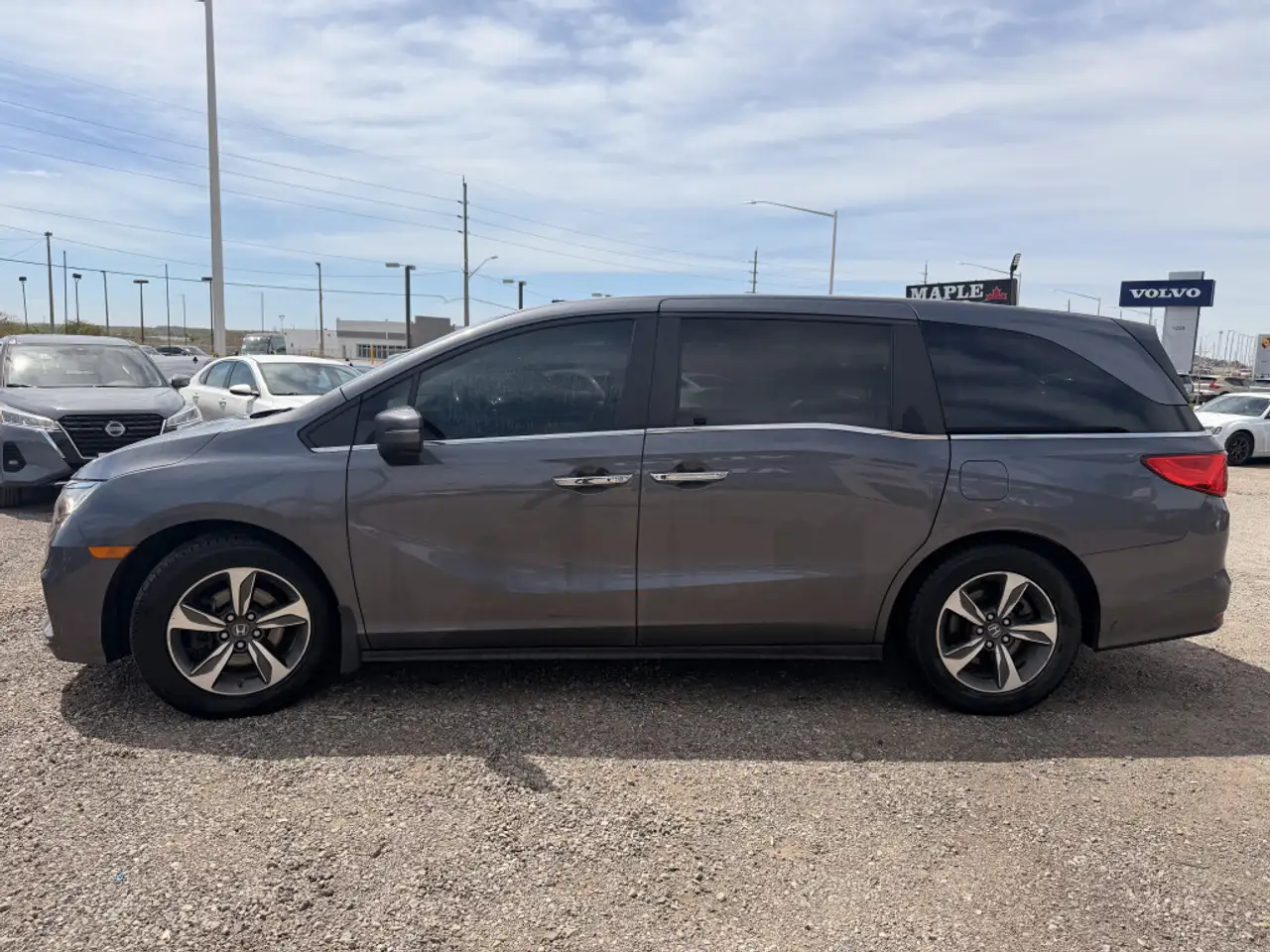 Honda Odyssey снимка Honda Odyssey
