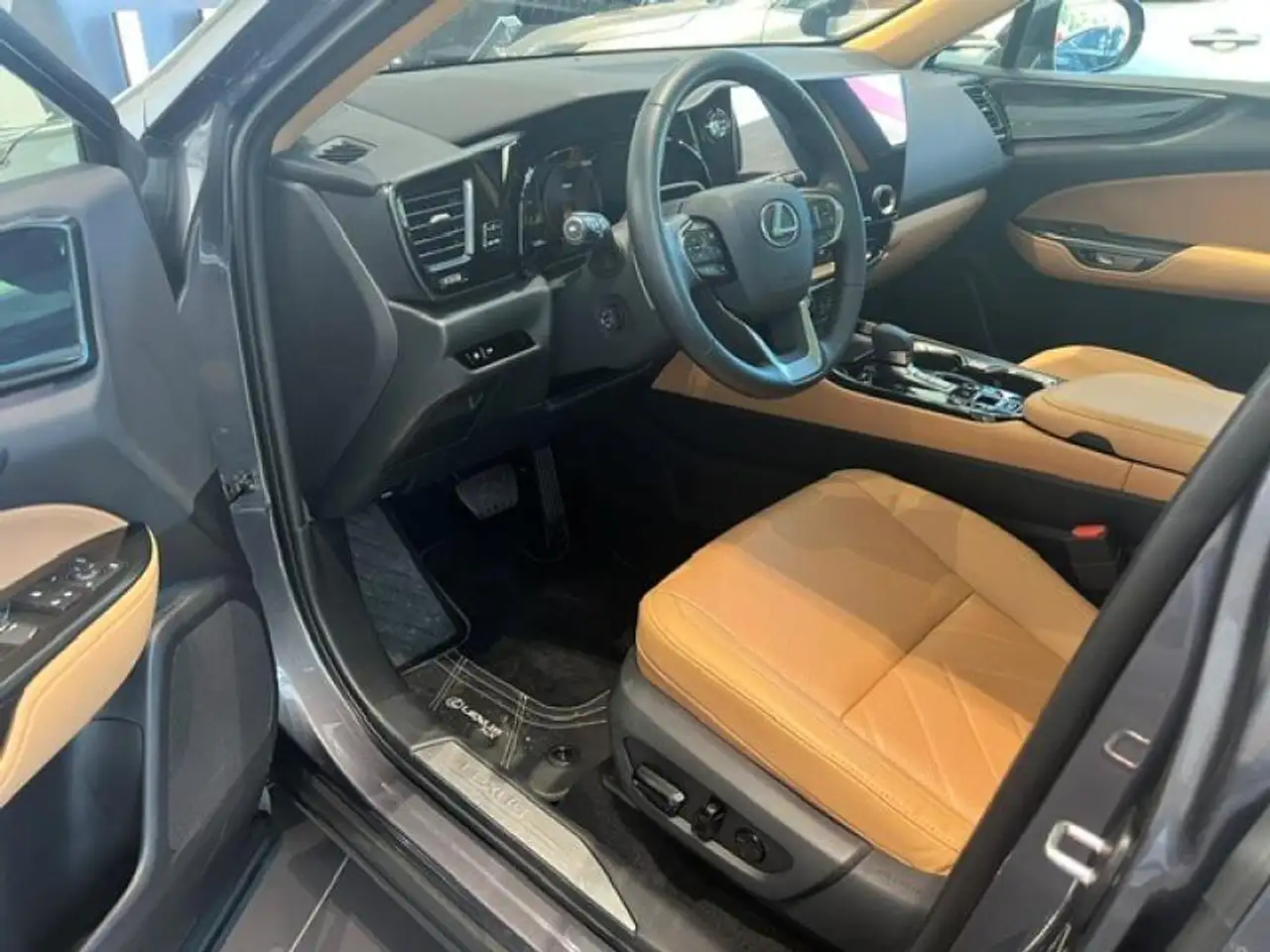 Lexus NX 2026