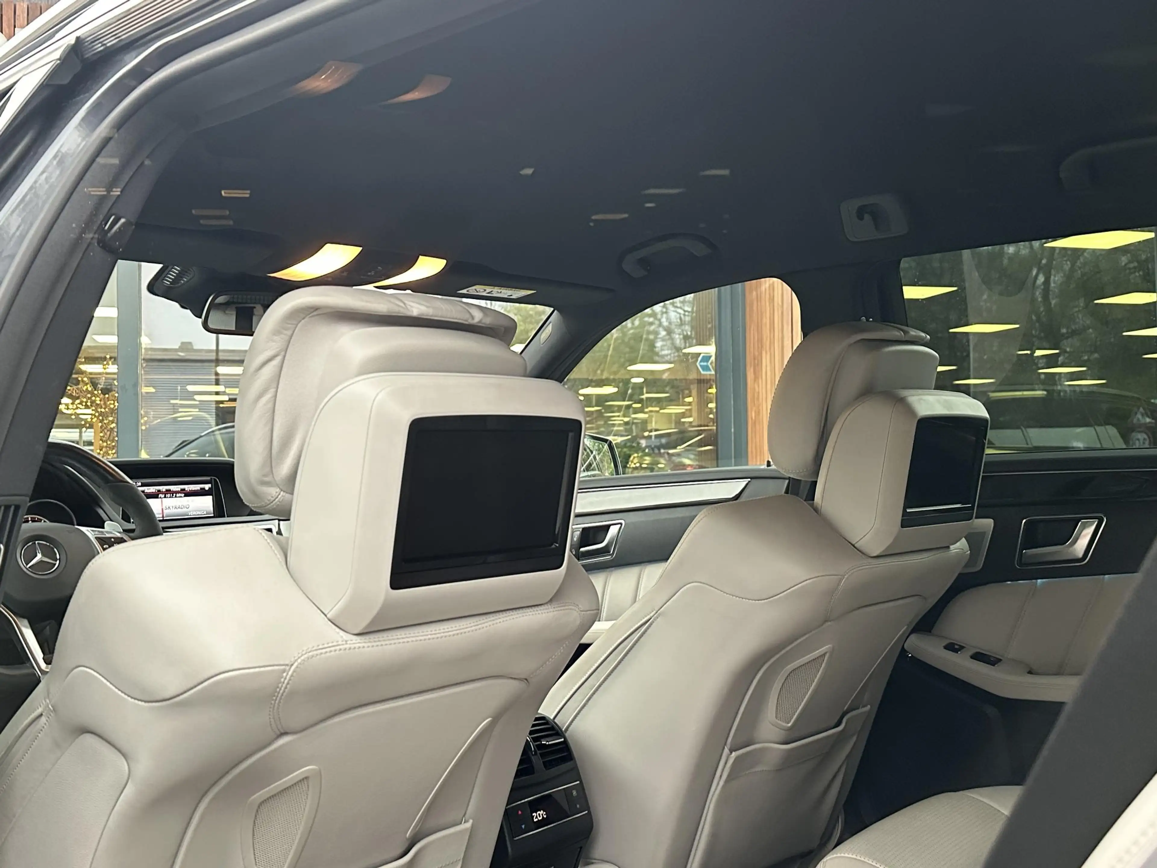 Mercedes-Benz E 63 AMG Estate S 4MATIC Adapt. Cruise B&O Nappa Leder Mult — photo 13